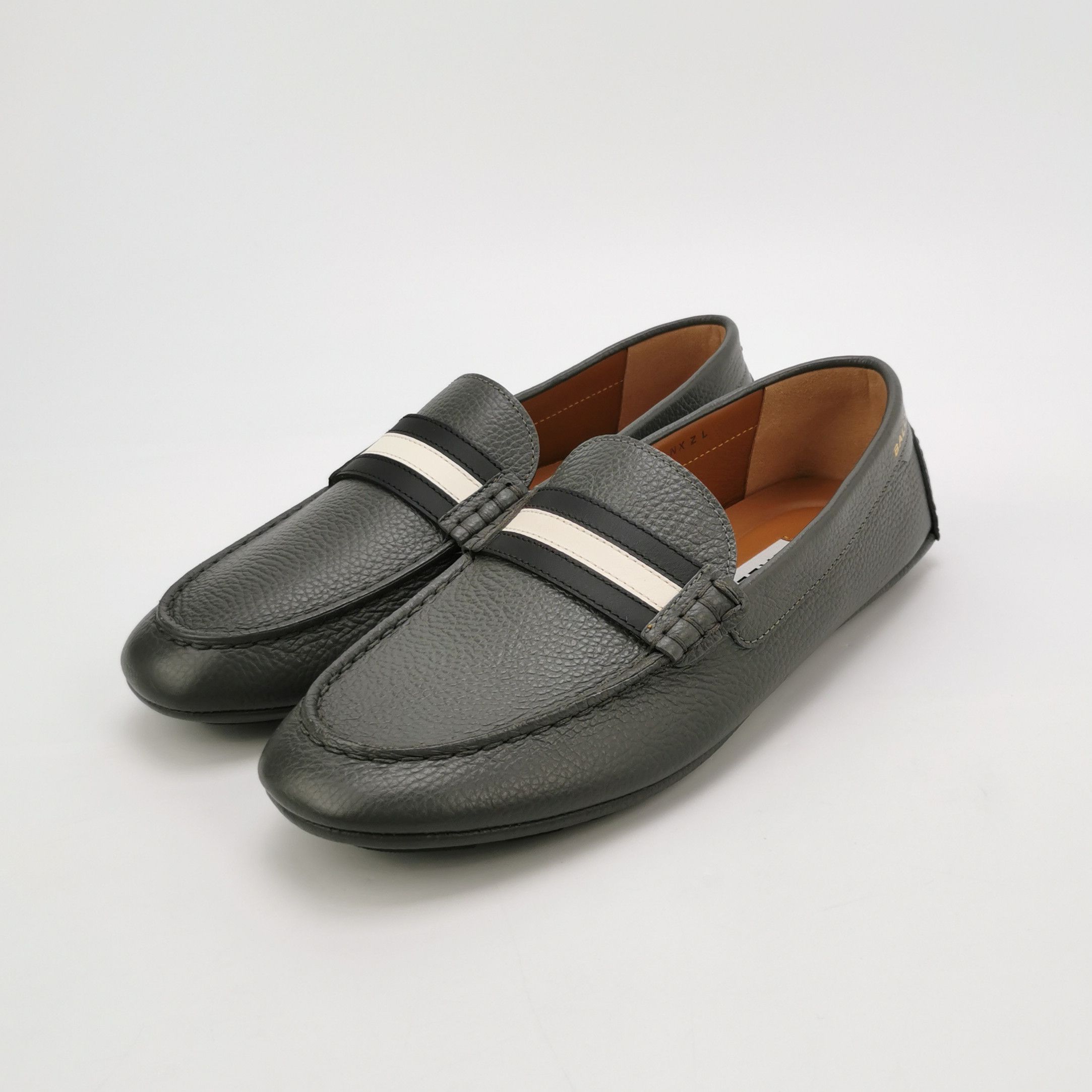 Bally Bally Striped Grained Leather Slip Ons 40.5 Size US 7 / EU 40 - 3 Thumbnail