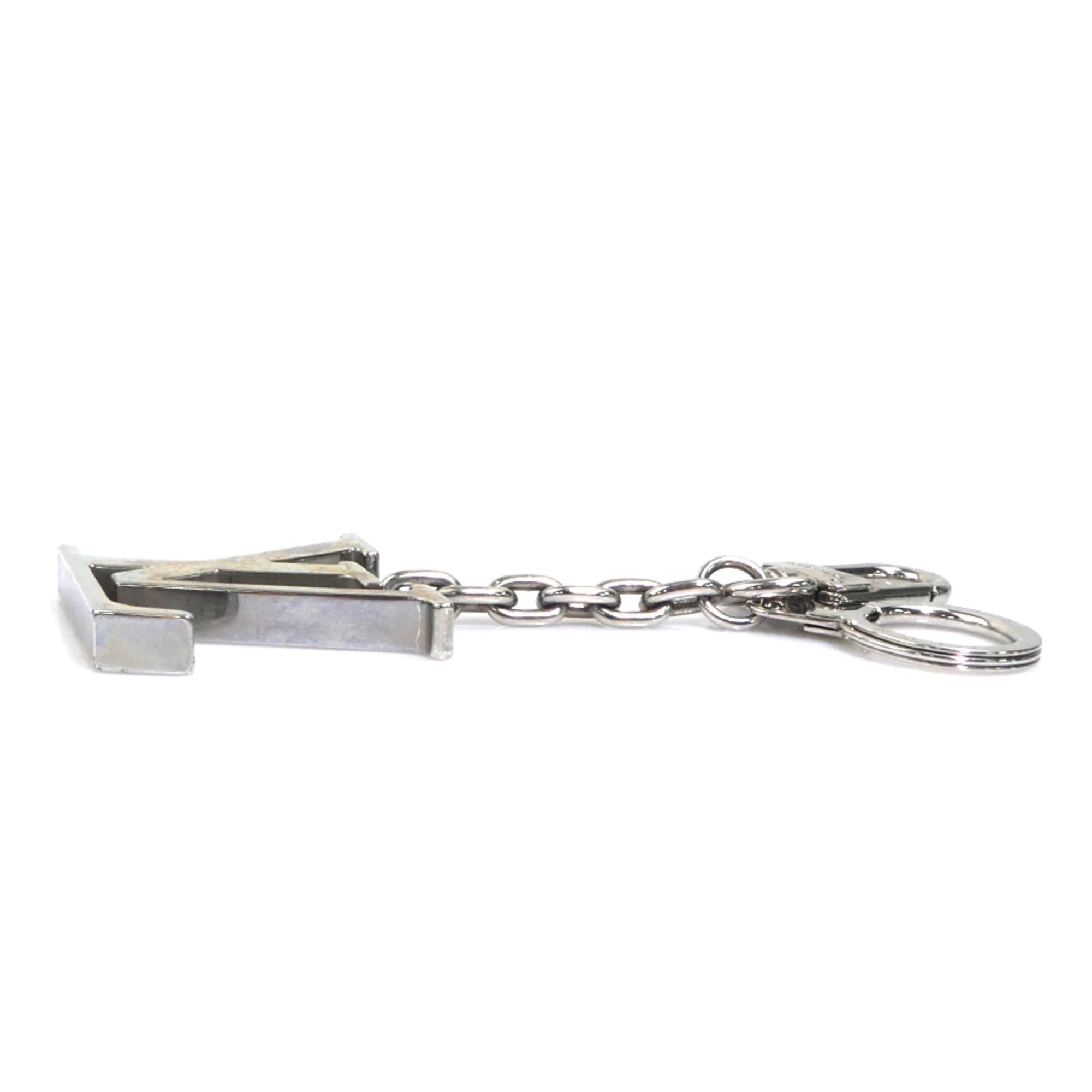Louis Vuitton Louis Vuitton Charm Keyring Portefeuille LV Facet Metal Silver Men's Women's M65071 e61818i Size ONE SIZE - 3 Thumbnail
