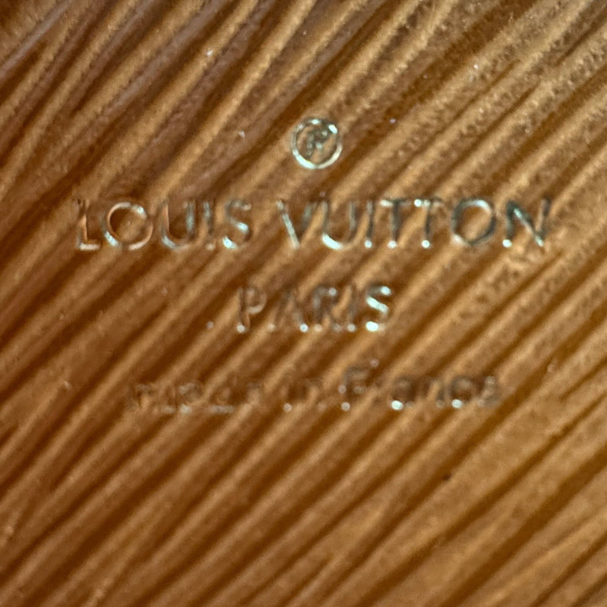 Louis Vuitton Louis Vuitton Shoulder Bag Epi Twist Lock XL Leather Camel Women's M22297 z9493 Size ONE SIZE - 13 Thumbnail