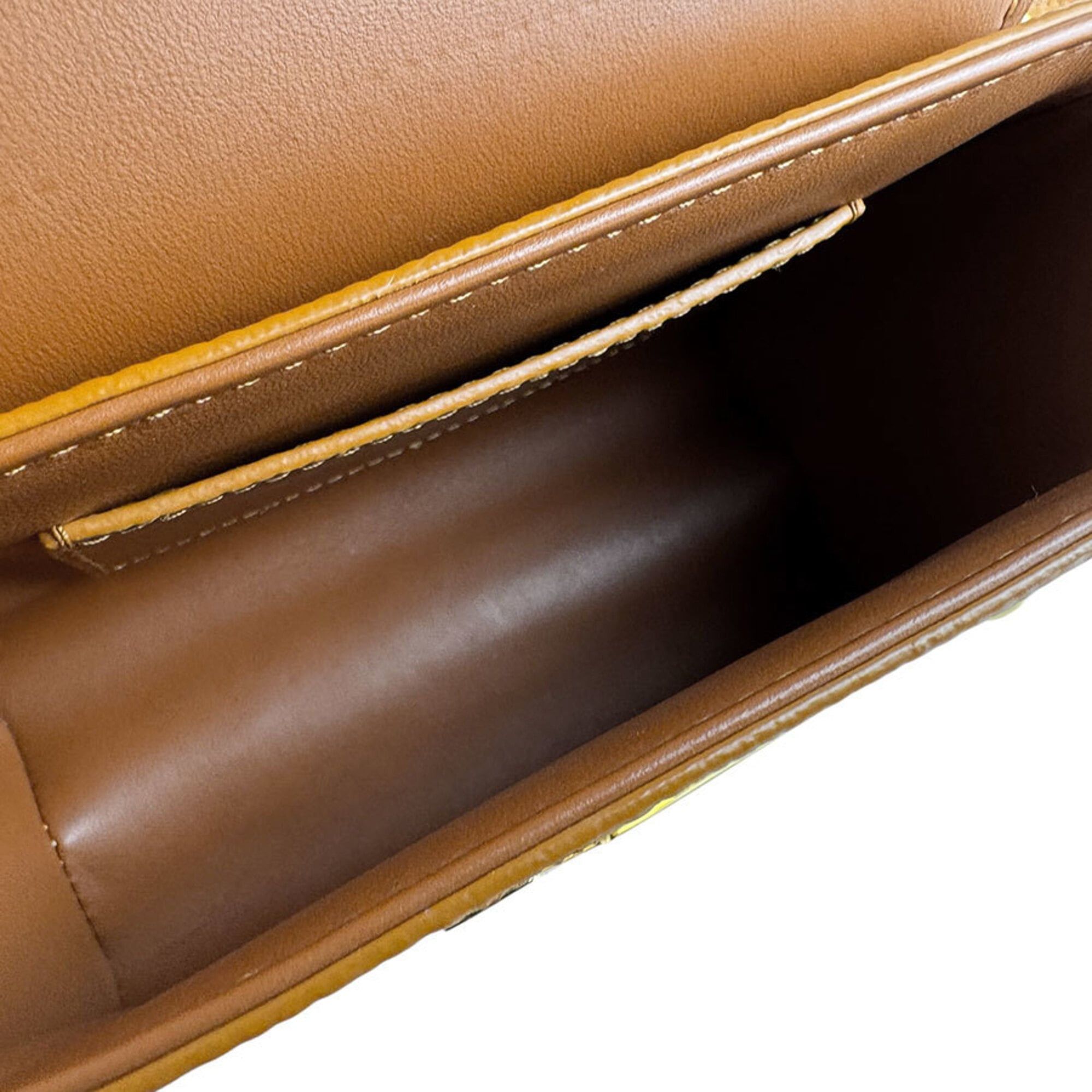 Louis Vuitton Louis Vuitton Shoulder Bag Epi Twist Lock XL Leather Camel Women's M22297 z9493 Size ONE SIZE - 5 Thumbnail