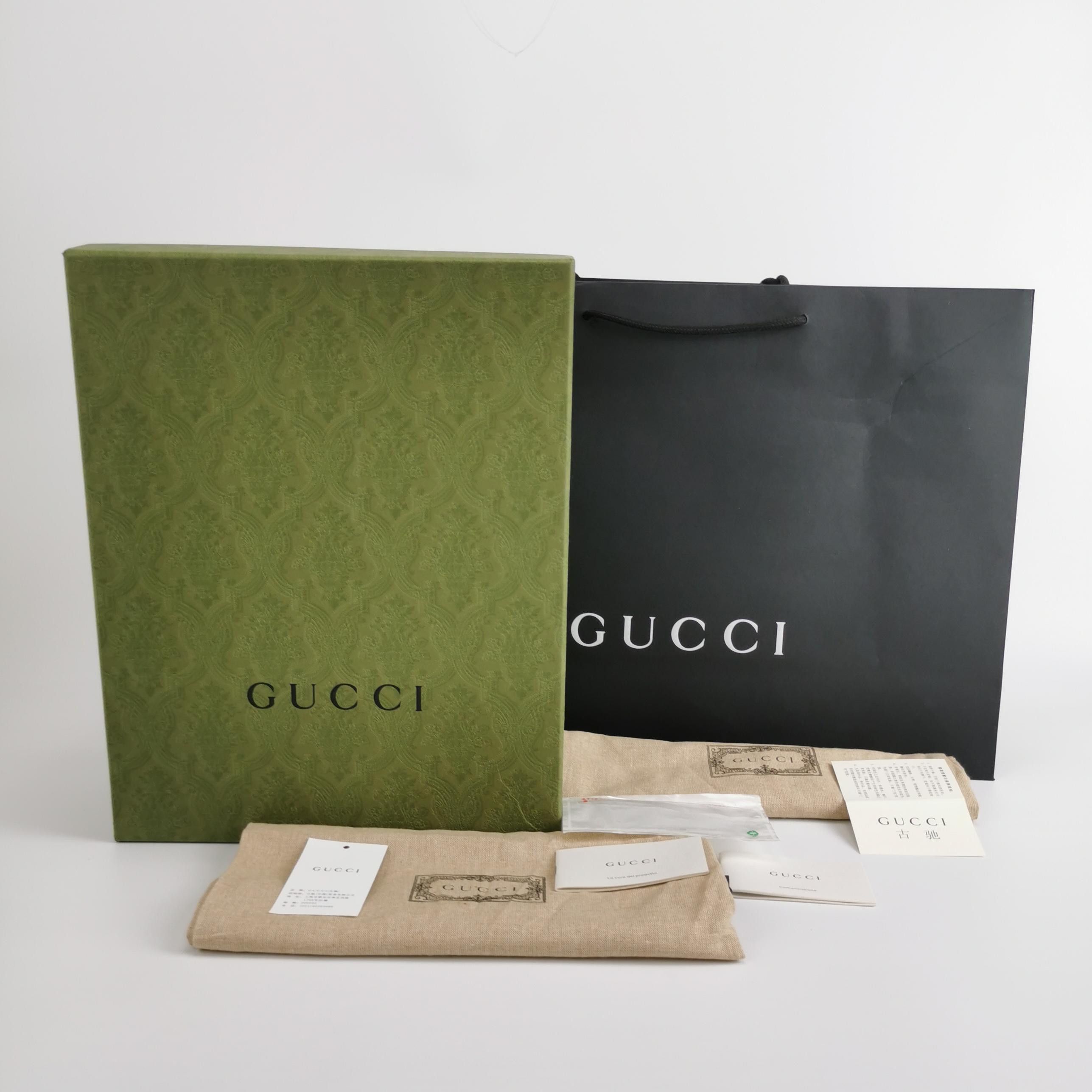 Gucci Gucci Bicolor Interlocking G Loafers US 7.5 Size US 7 / EU 40 - 7 Thumbnail