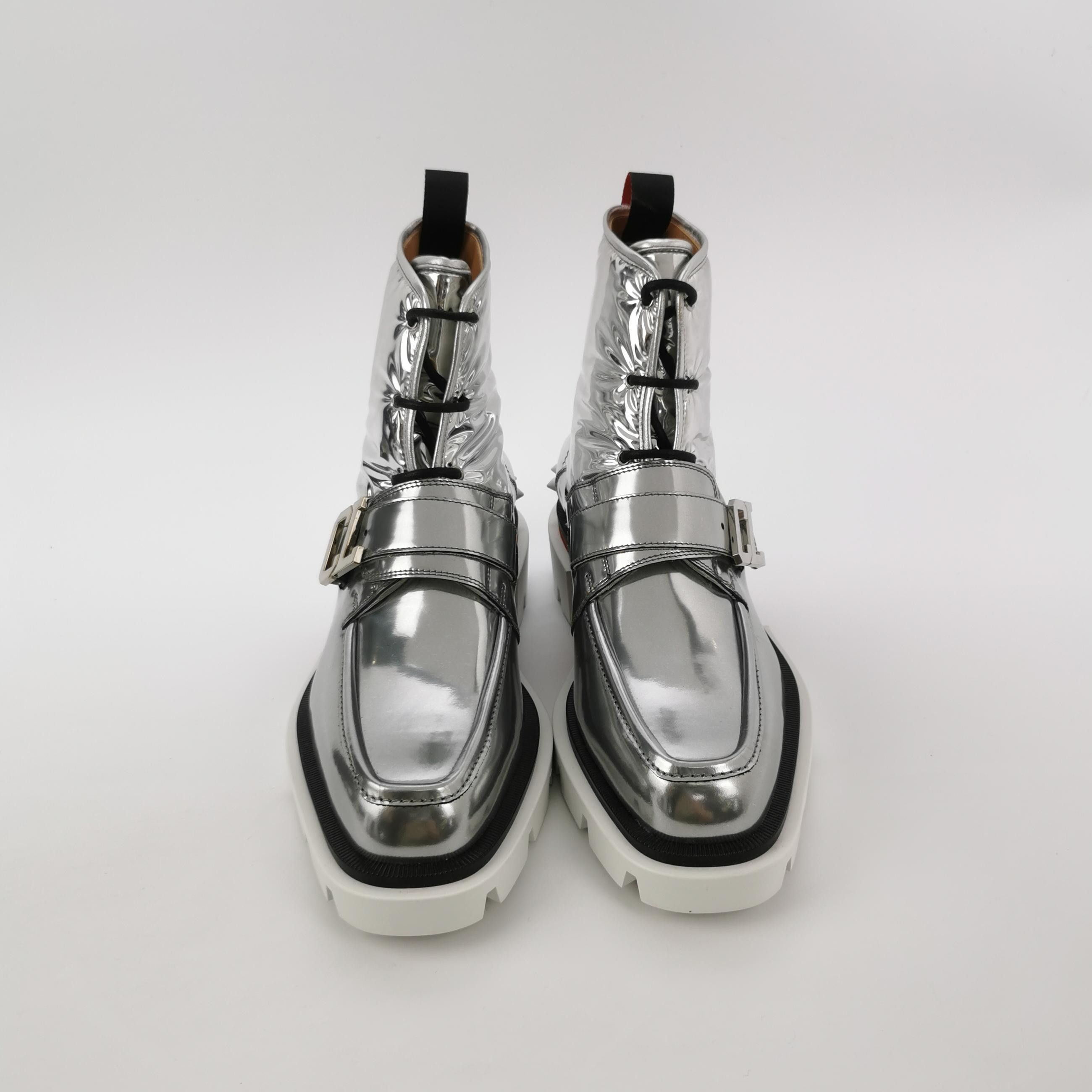 Christian Louboutin Christian Louboutin Silver Metallic Spike Boots EU 39.5 Size US 6 / EU 39 - 4 Thumbnail