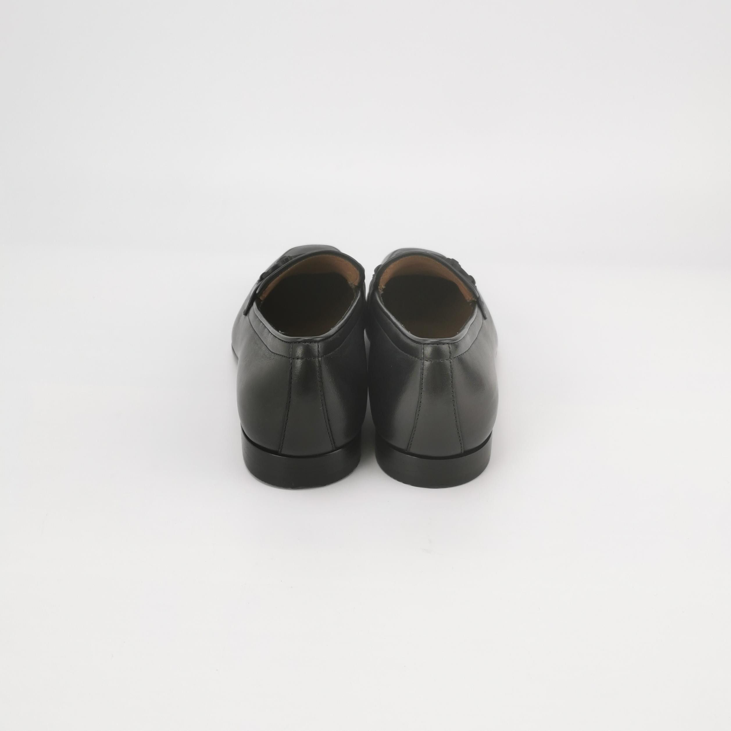 Salvatore Ferragamo Salvatore Ferragamo Gancini Leather Loafers US 7 Size US 7 / EU 40 - 5 Thumbnail