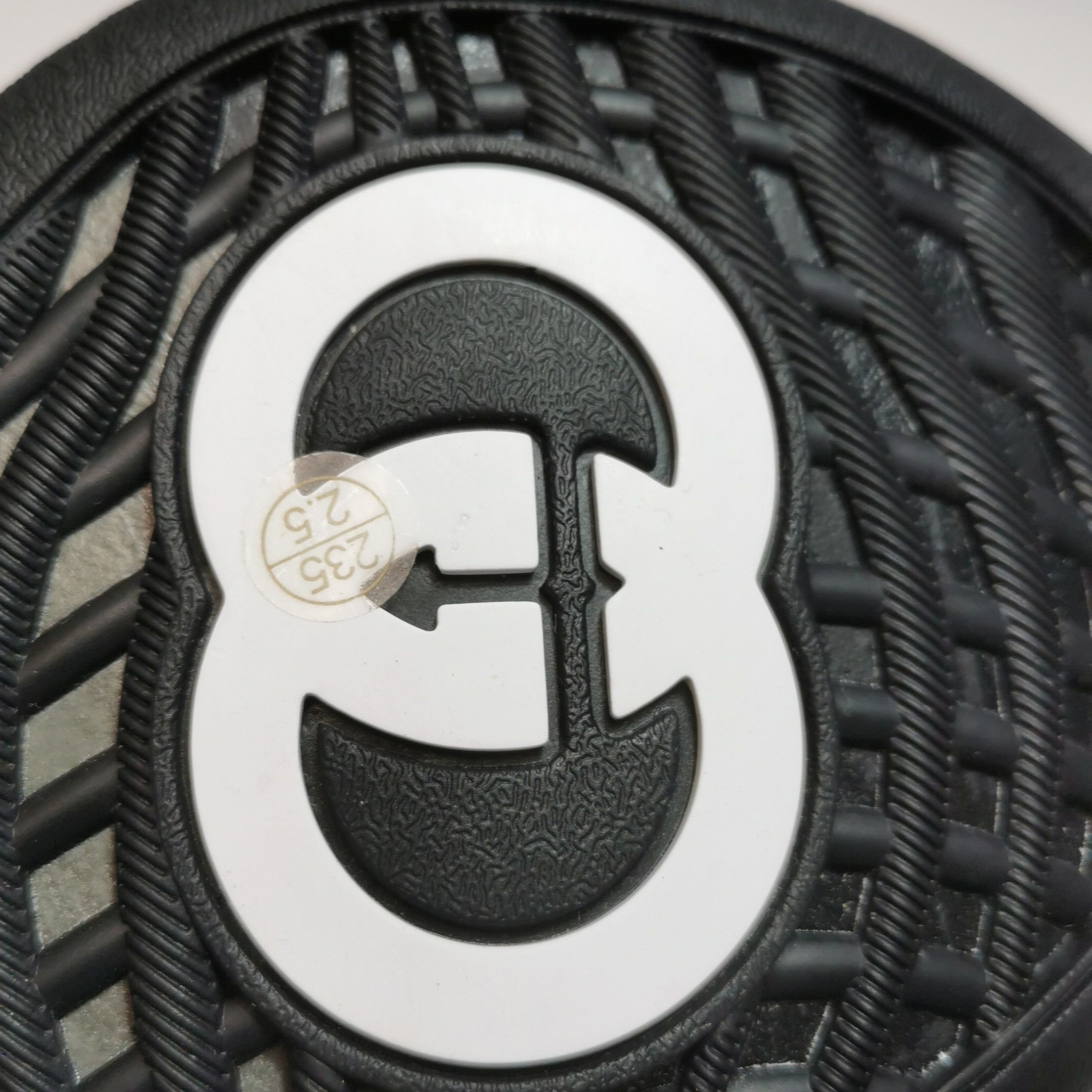 Gucci Gucci Interlocking G Run Sneakers 38.5 Size US 8.5 / IT 38.5 - 11 Thumbnail