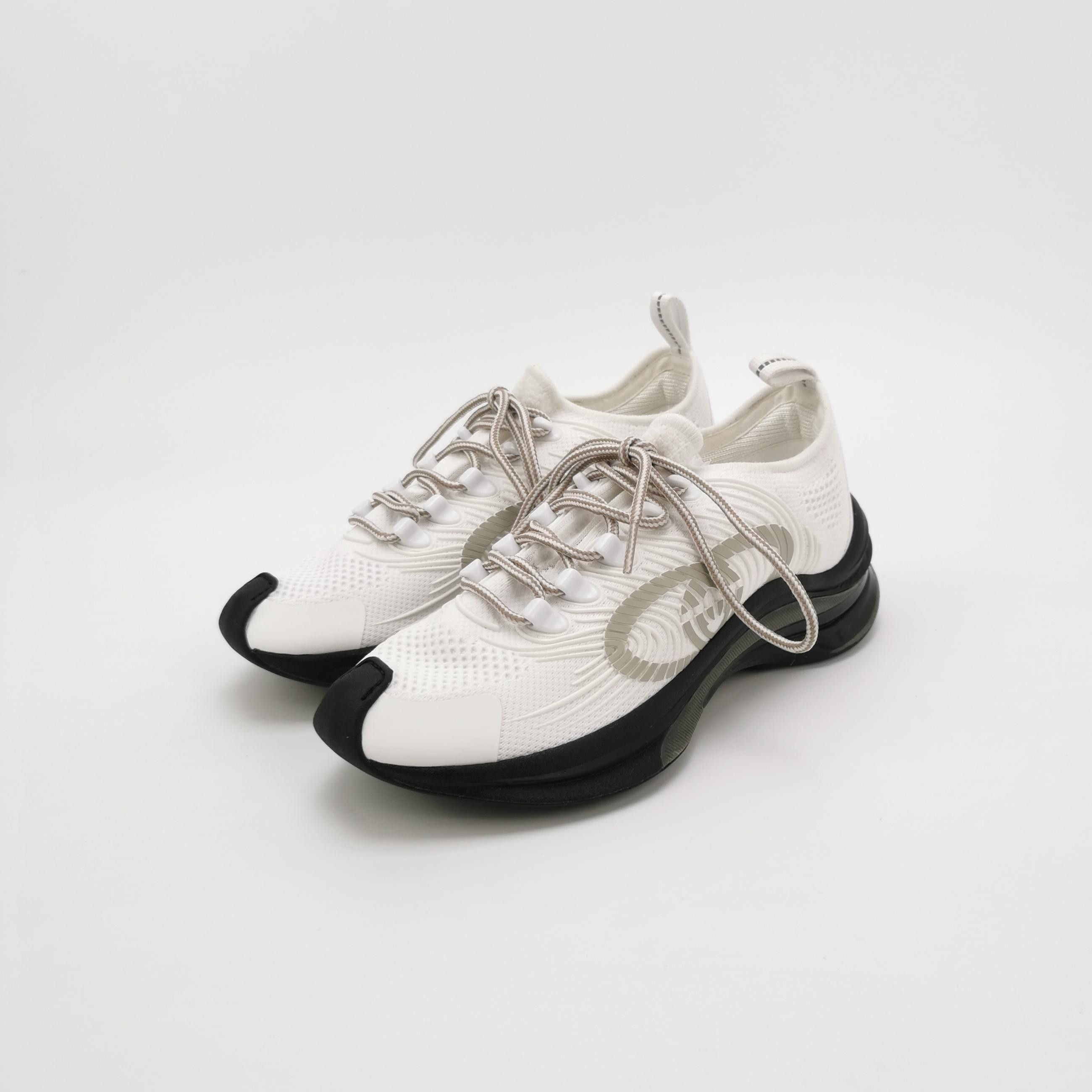 Gucci Gucci Interlocking G Run Sneakers 38.5 Size US 8.5 / IT 38.5 - 3 Thumbnail