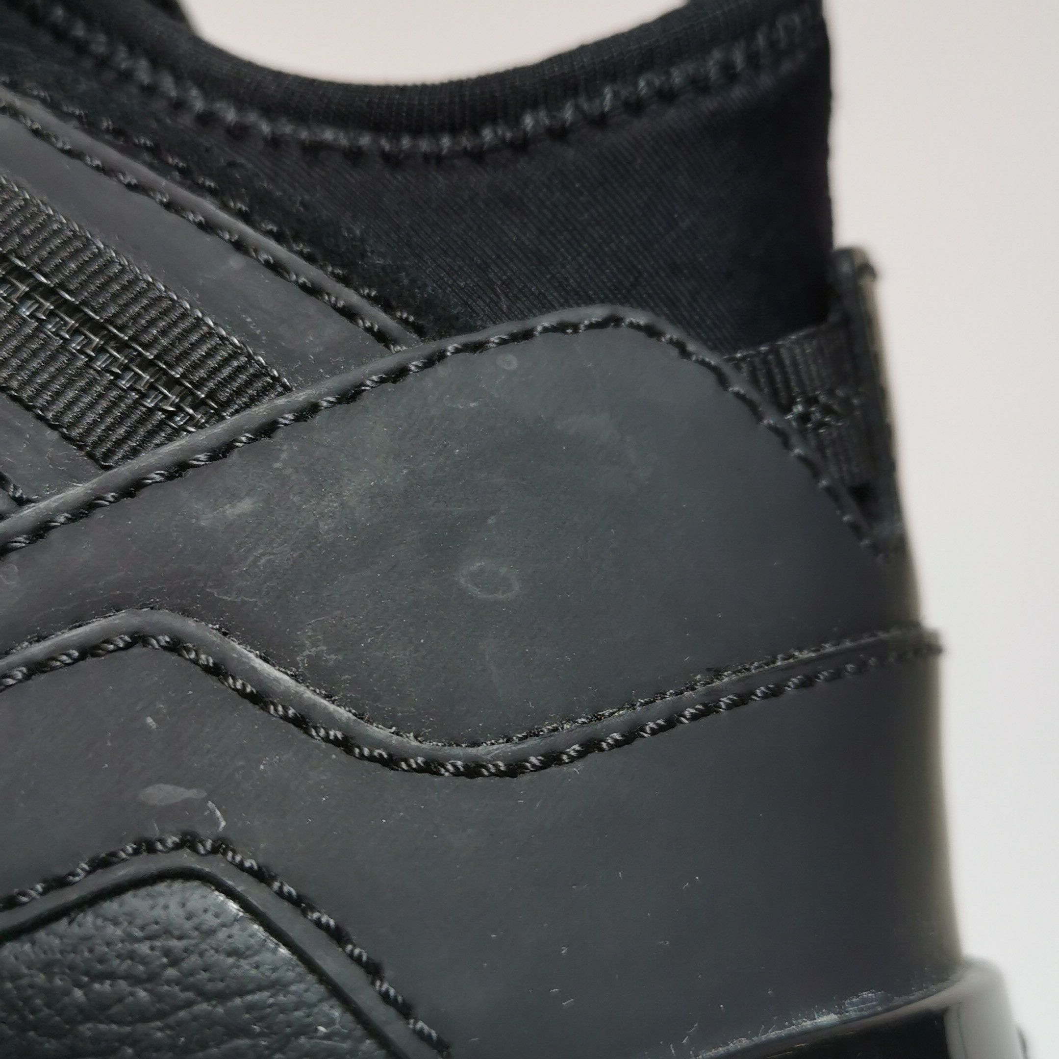 Hogan Hogan Suede Logo Low-Top Sneakers EU 39 Size US 6 / EU 39 - 8 Thumbnail