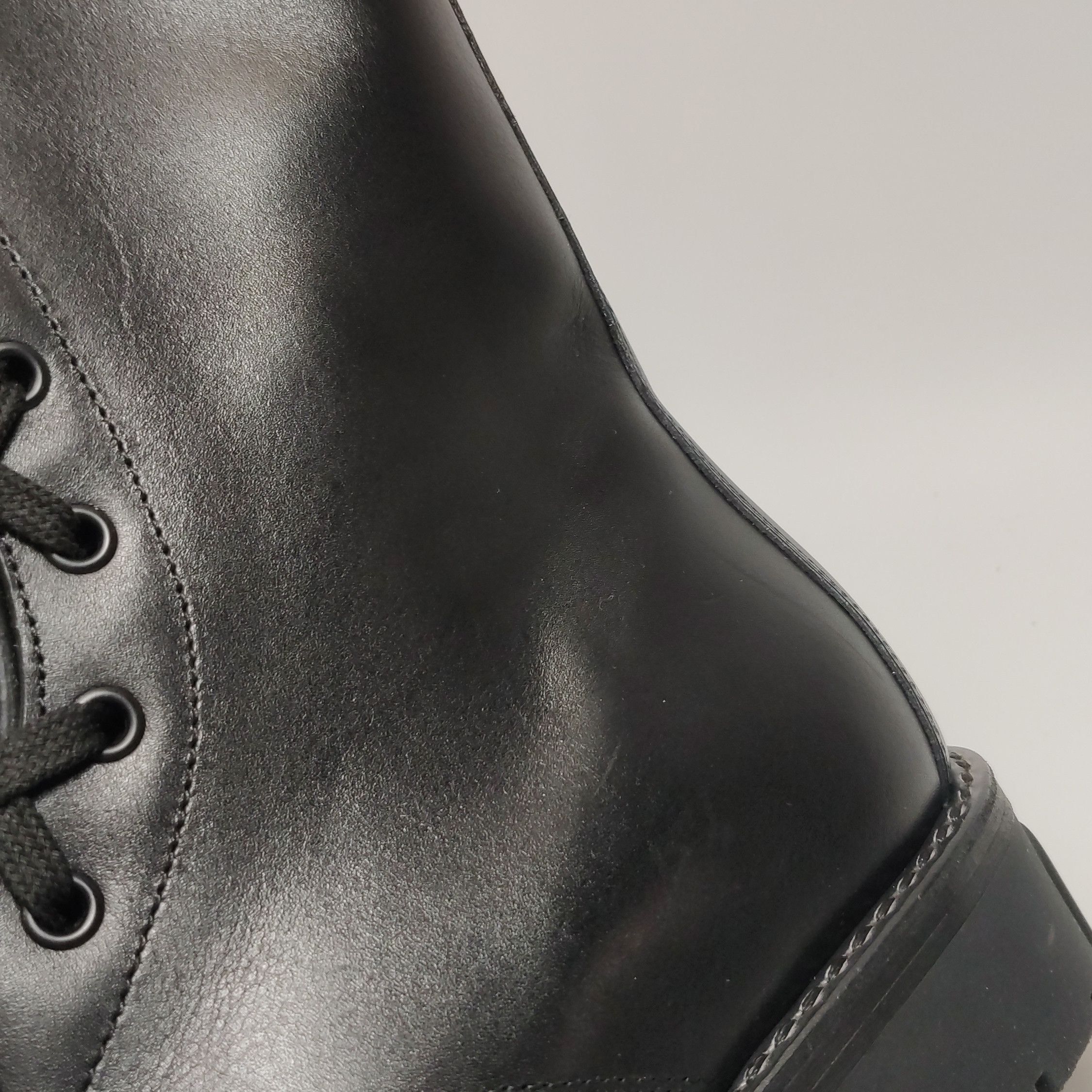 Valentino Valentino Front Zip Leather Boots EU 43 Size US 10 / EU 43 - 12 Thumbnail