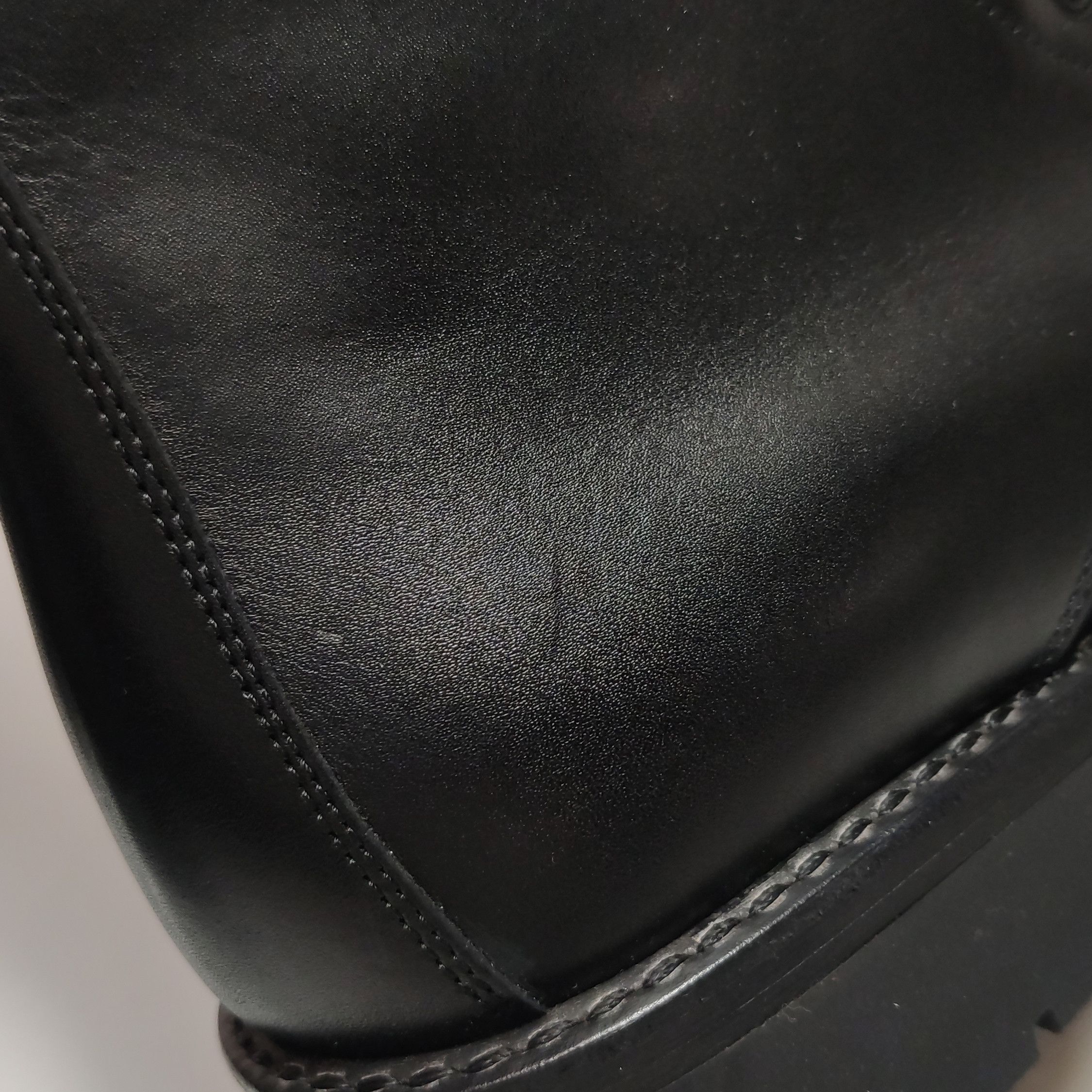 Valentino Valentino Front Zip Leather Boots EU 43 Size US 10 / EU 43 - 11 Thumbnail