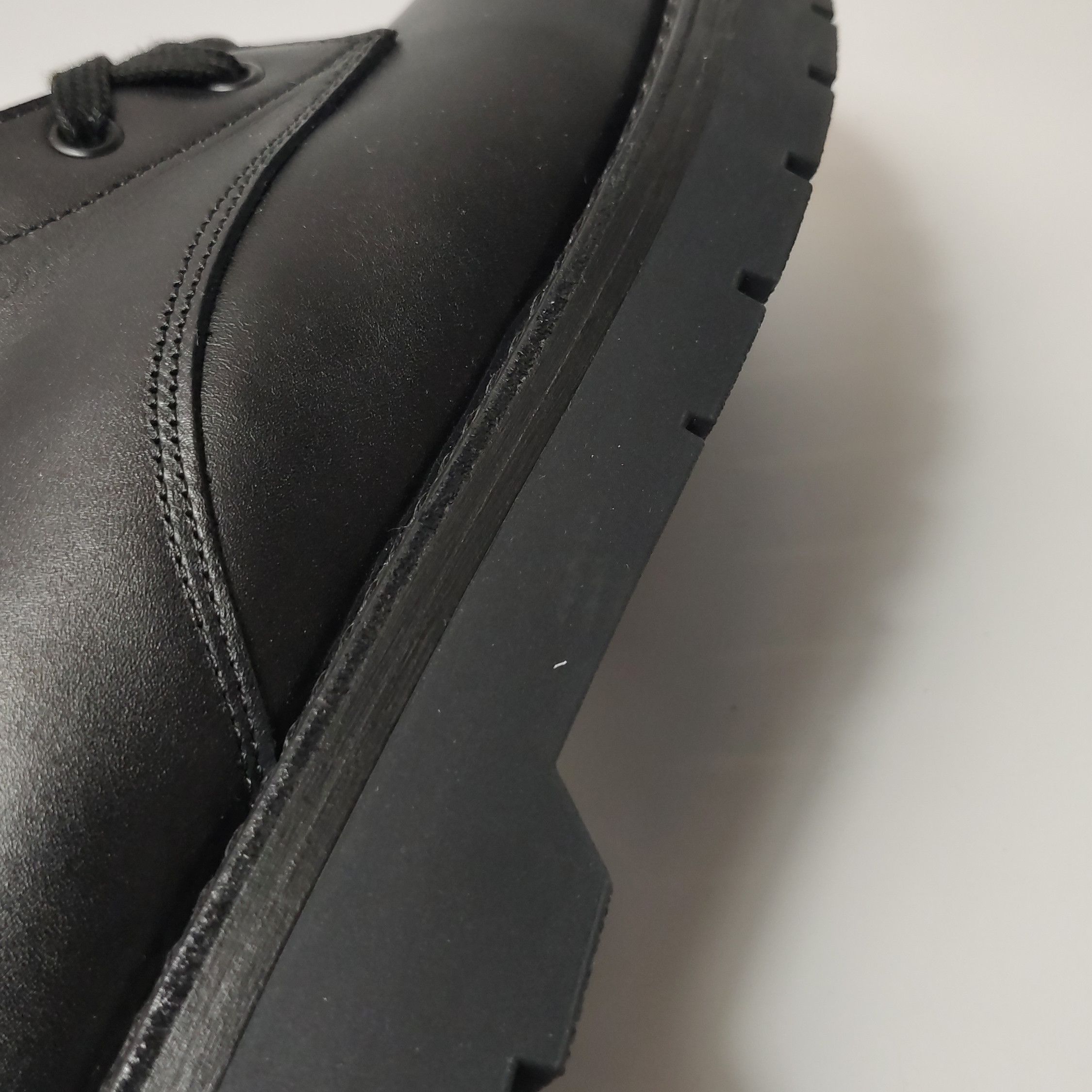 Valentino Valentino Front Zip Leather Boots EU 43 Size US 10 / EU 43 - 10 Thumbnail