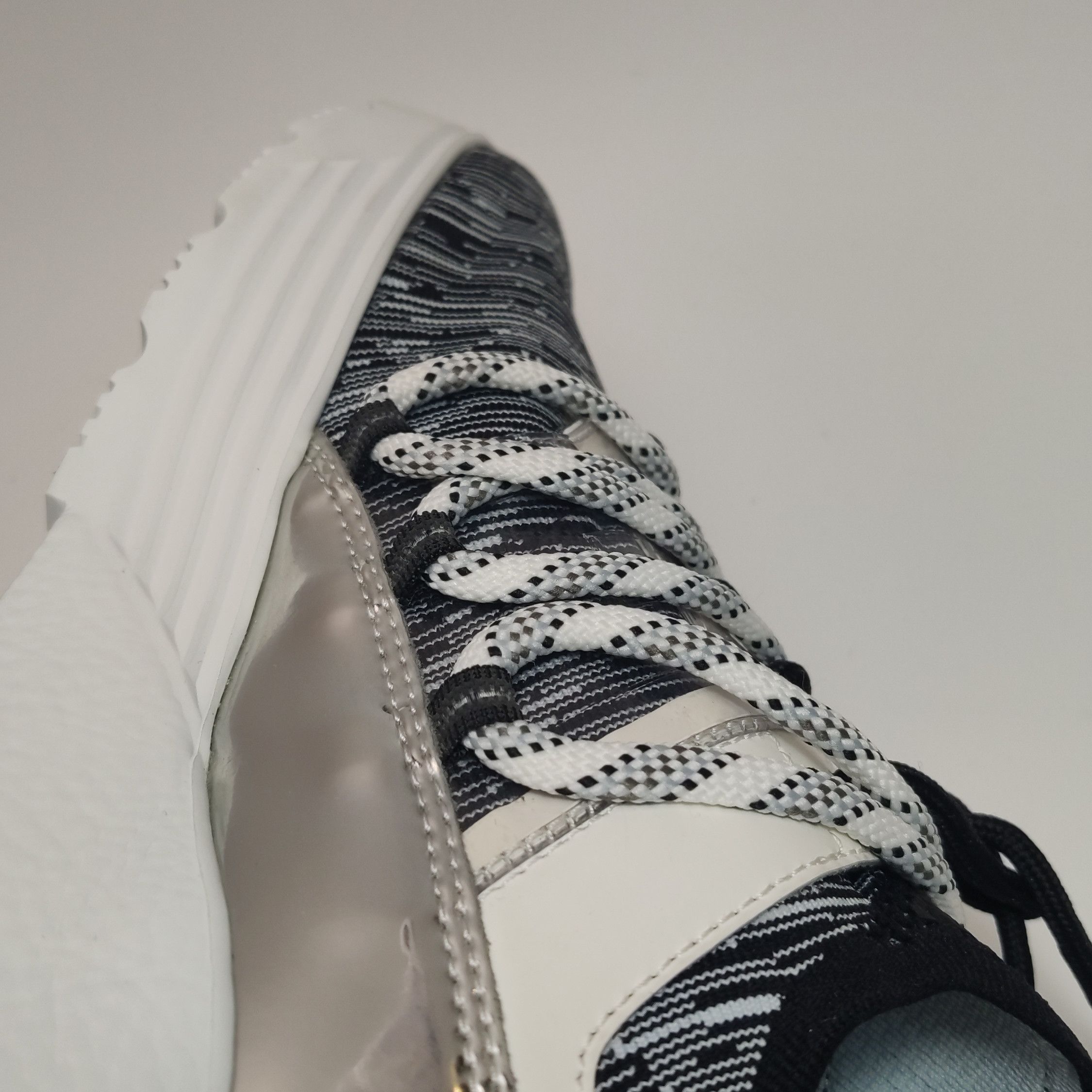 Hogan Hogan Colorblock Logo Low-Top Sneakers US 6 Size US 6 / EU 39 - 8 Thumbnail