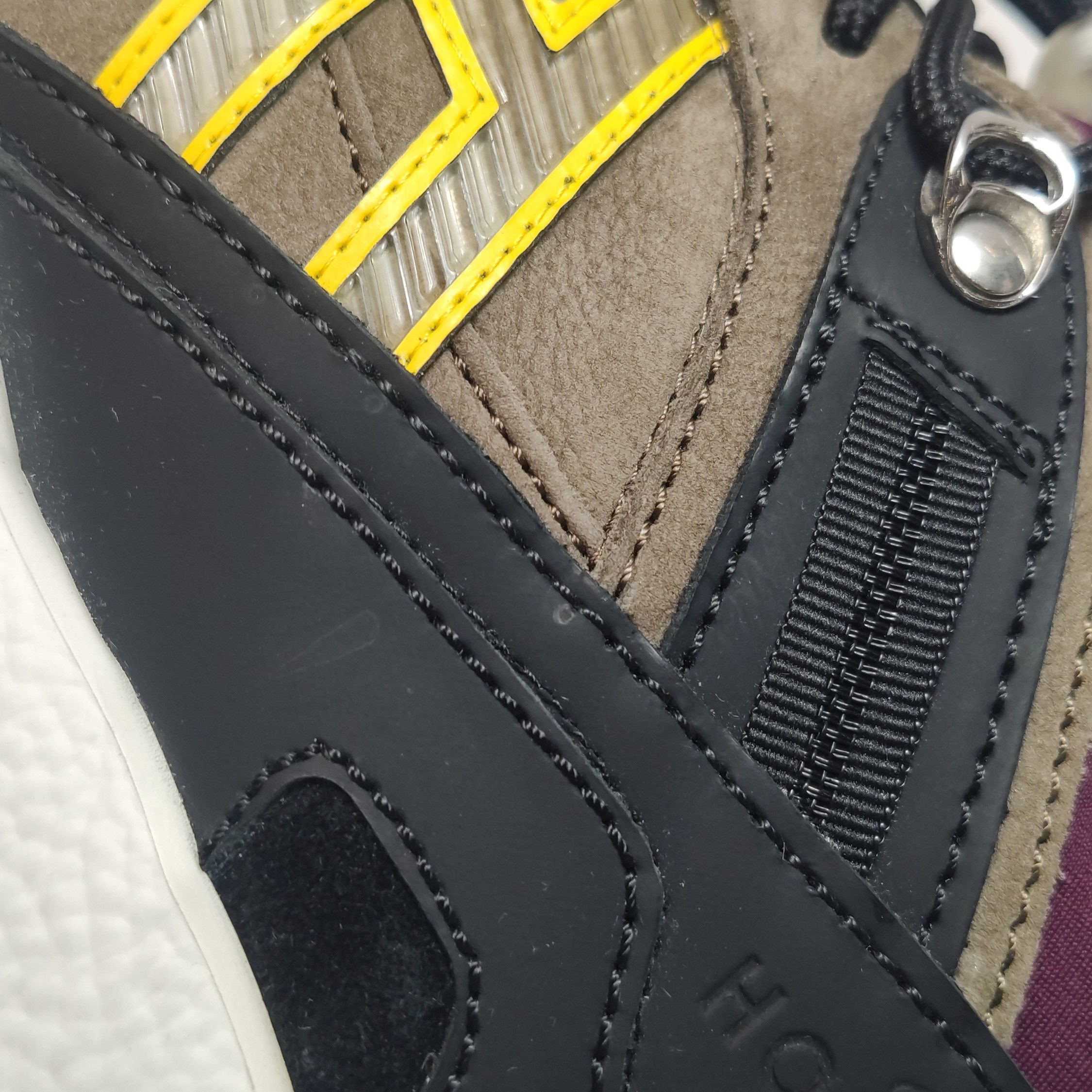 Hogan Hogan Logo Patch Suede Low-Top Sneakers 40 Size US 7 / EU 40 - 8 Thumbnail