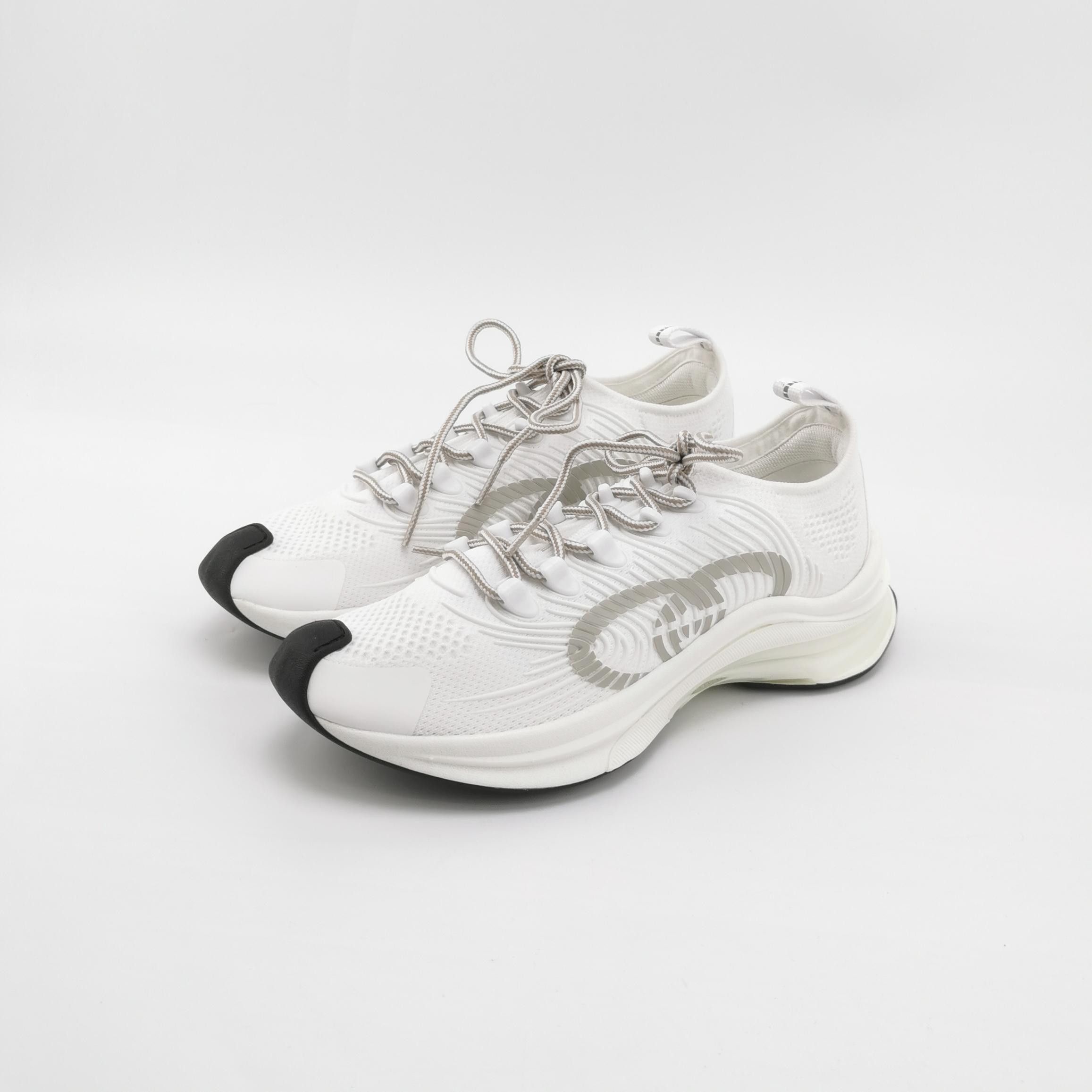 Gucci Gucci Interlocking G Run Sneakers EU 39.5 Size US 6 / EU 39 - 3 Thumbnail