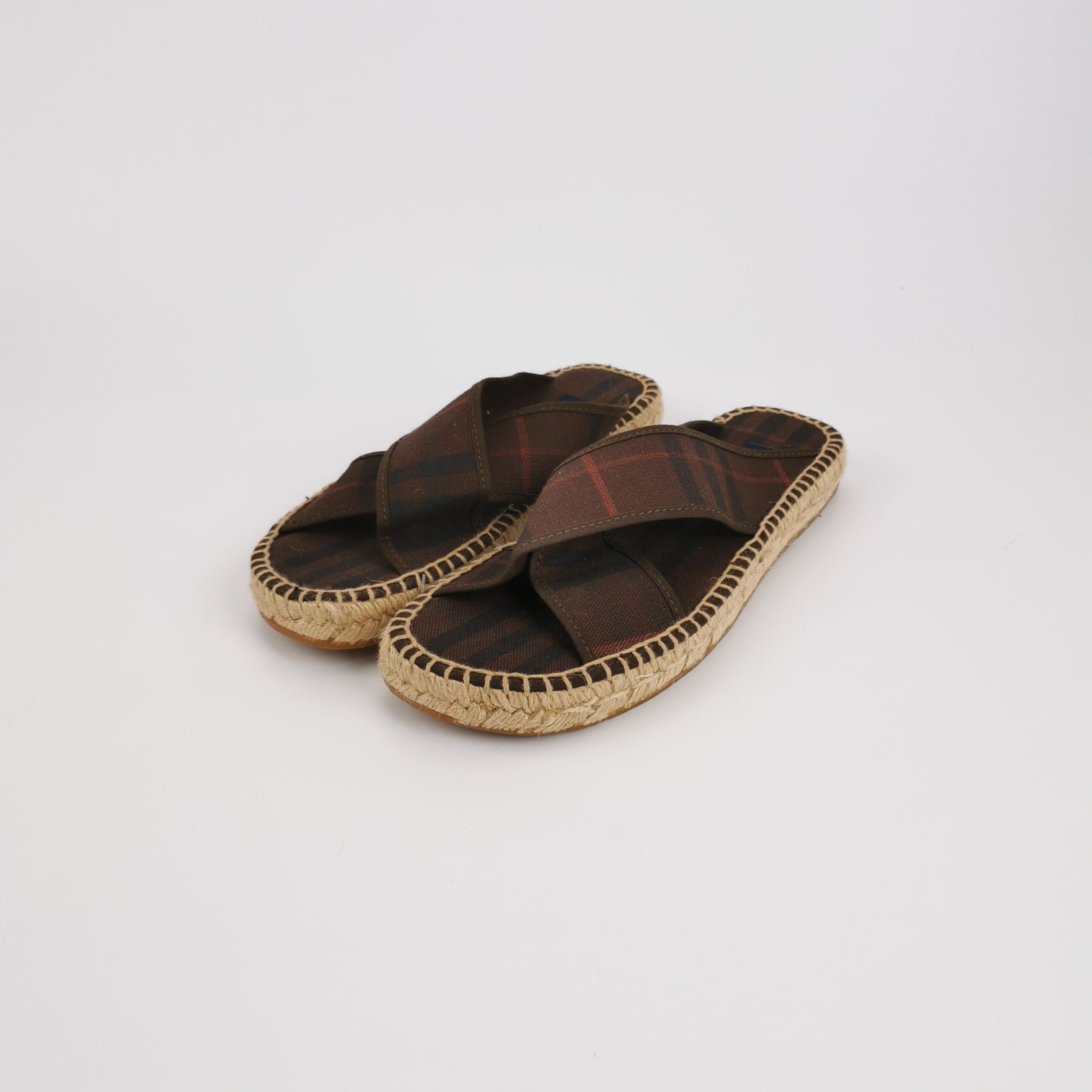 Burberry Burberry Check Canvas Espadrille Sandals Size 40 Size US 7 / EU 40 - 3 Thumbnail
