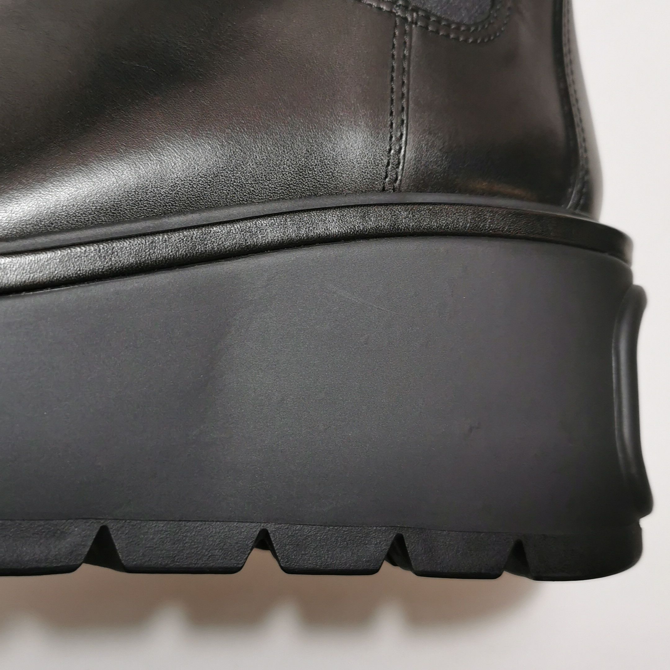 Valentino Valentino Uniqueform Platform Chelsea Boots EU 40 Size US 10 / IT 40 - 8 Thumbnail