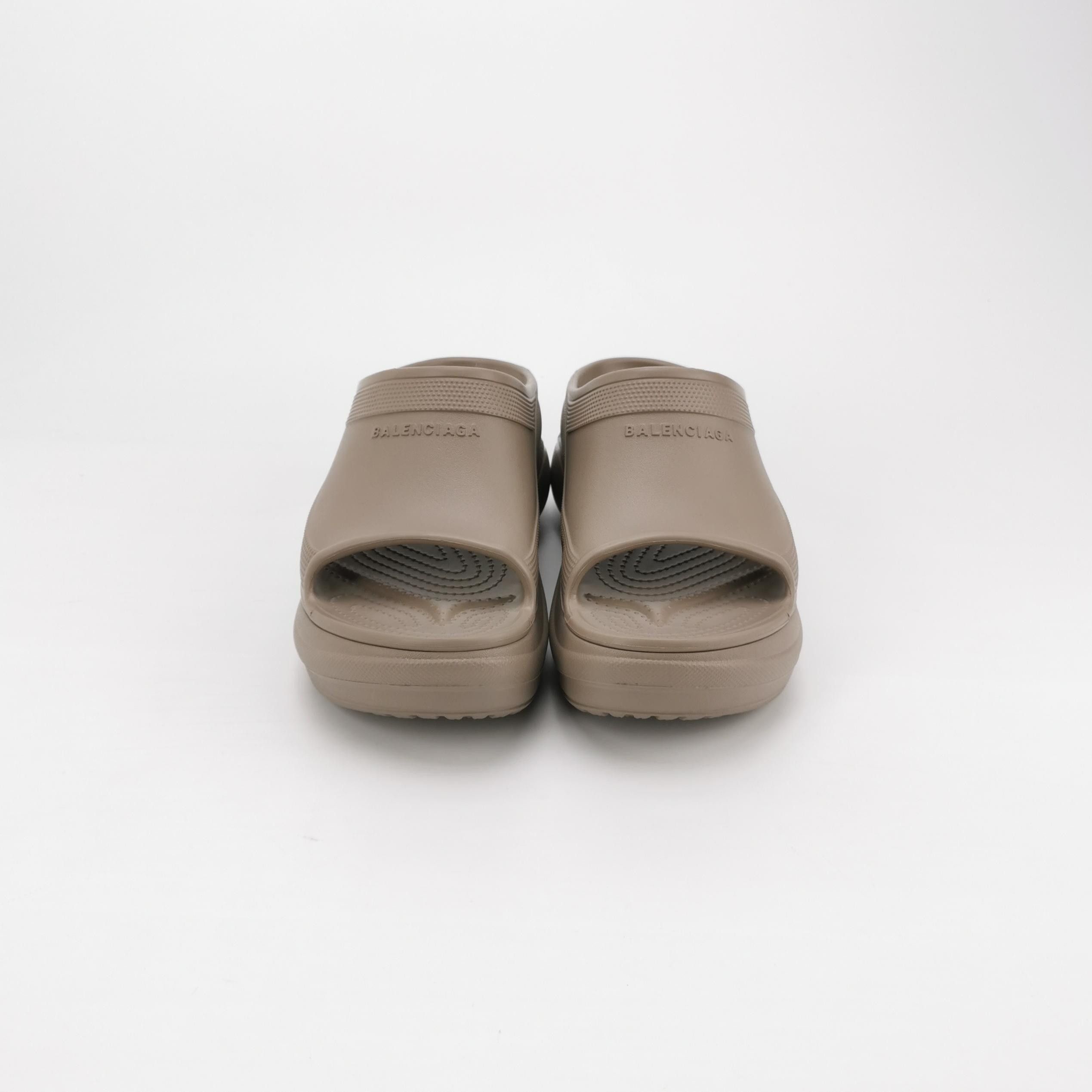 Balenciaga Balenciaga x Crocs Pool Slides EU 42 Size US 9 / EU 42 - 4 Thumbnail