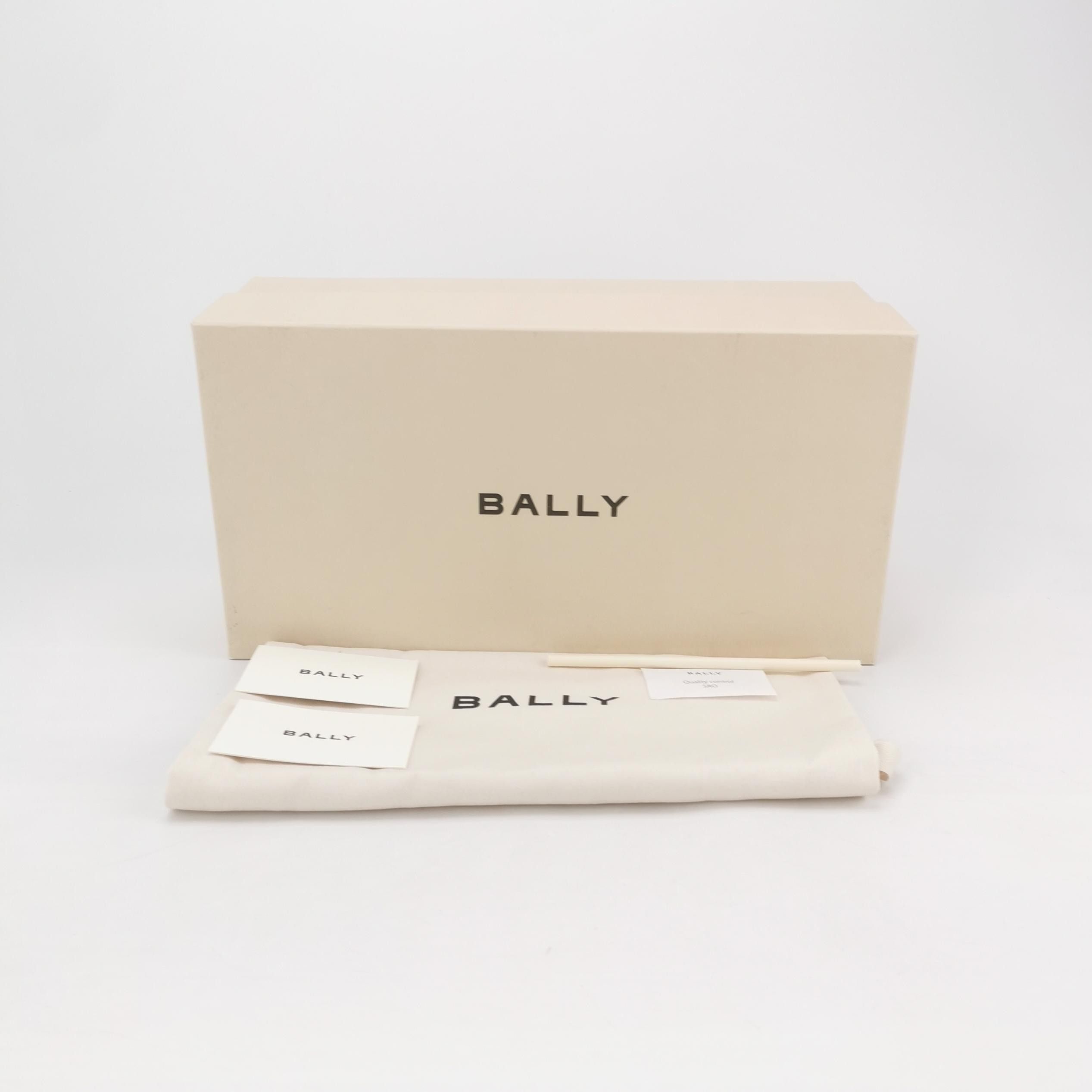 Bally Bally Stripe Grained Leather Loafers 41.5 Size US 8 / EU 41 - 8 Thumbnail