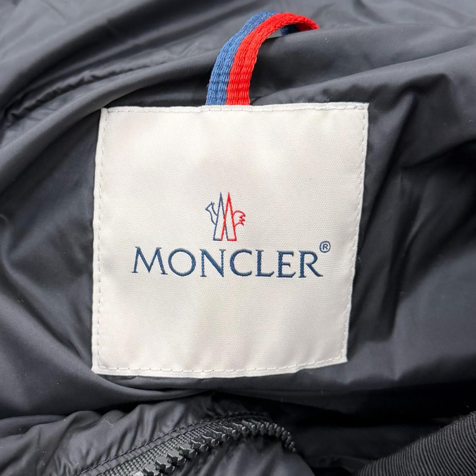 Moncler Moncler Moncler Hermine Down Coat Textile Outerwear DUTY FREE for USA Size ONE SIZE - 8 Thumbnail