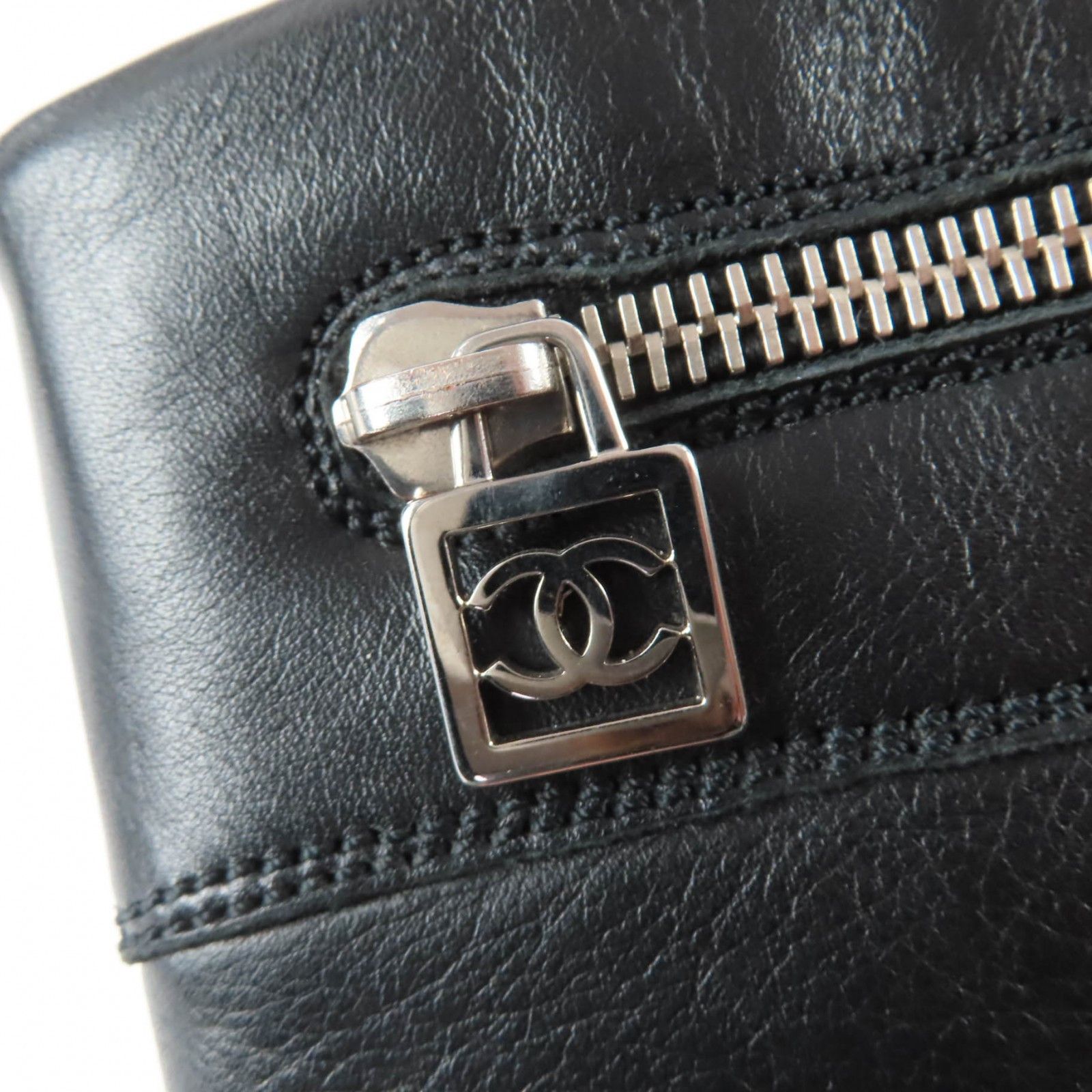 Chanel Chanel Chanel Coco Cocoon Leather Short Boots Leather Shoes G26537 DUTY FREE for USA Size ONE SIZE - 8 Thumbnail