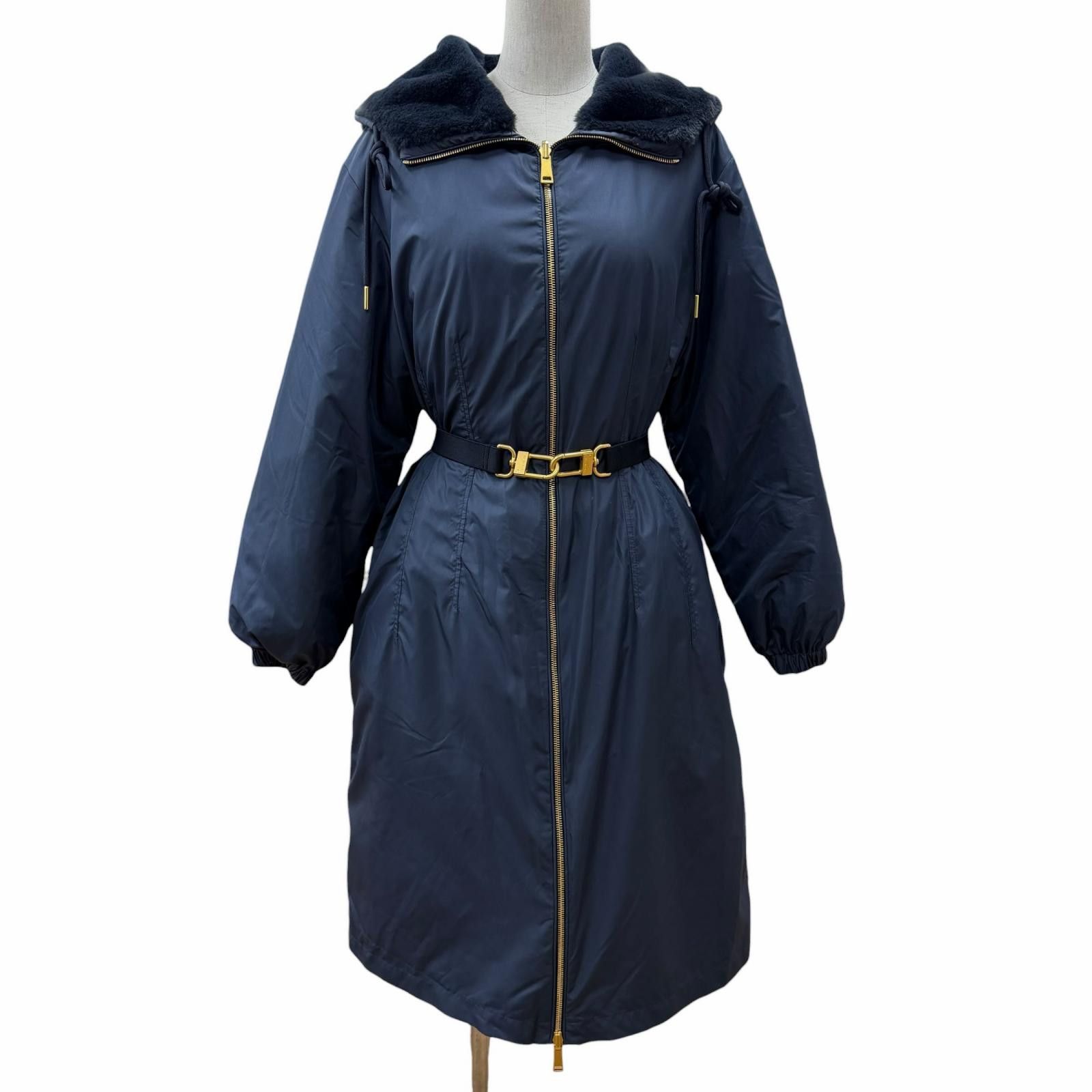 Moncler Moncler Moncler EVETTES Polyester Down Coat Textile Outerwear H20931C00041 DUTY FREE for USA Size ONE SIZE - 2 Thumbnail