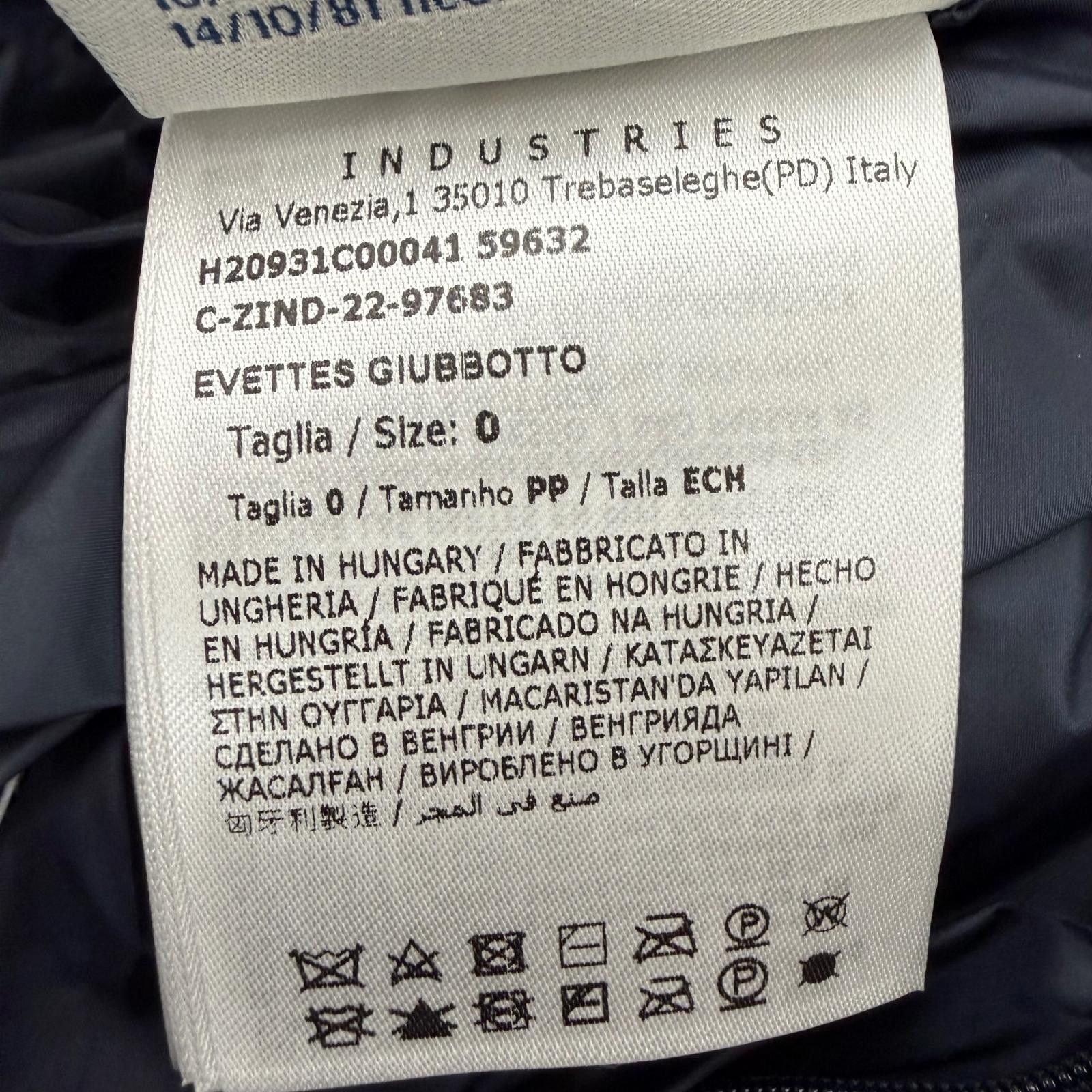 Moncler Moncler Moncler EVETTES Polyester Down Coat Textile Outerwear H20931C00041 DUTY FREE for USA Size ONE SIZE - 13 Thumbnail