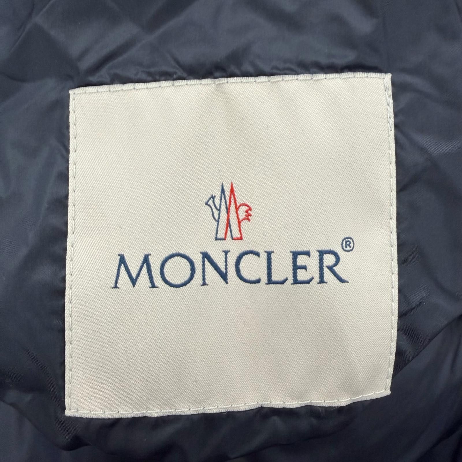 Moncler Moncler Moncler EVETTES Polyester Down Coat Textile Outerwear H20931C00041 DUTY FREE for USA Size ONE SIZE - 11 Thumbnail