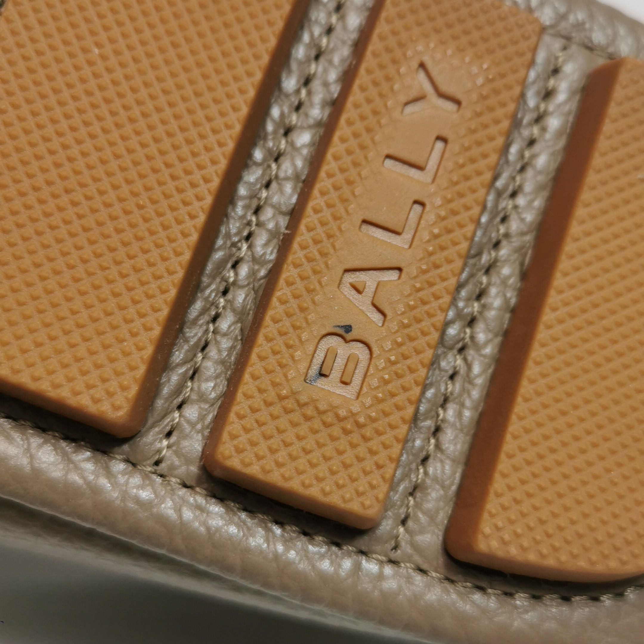 Bally Bally Striped Pebble Grain Loafers Size 42 Size US 9 / EU 42 - 8 Thumbnail