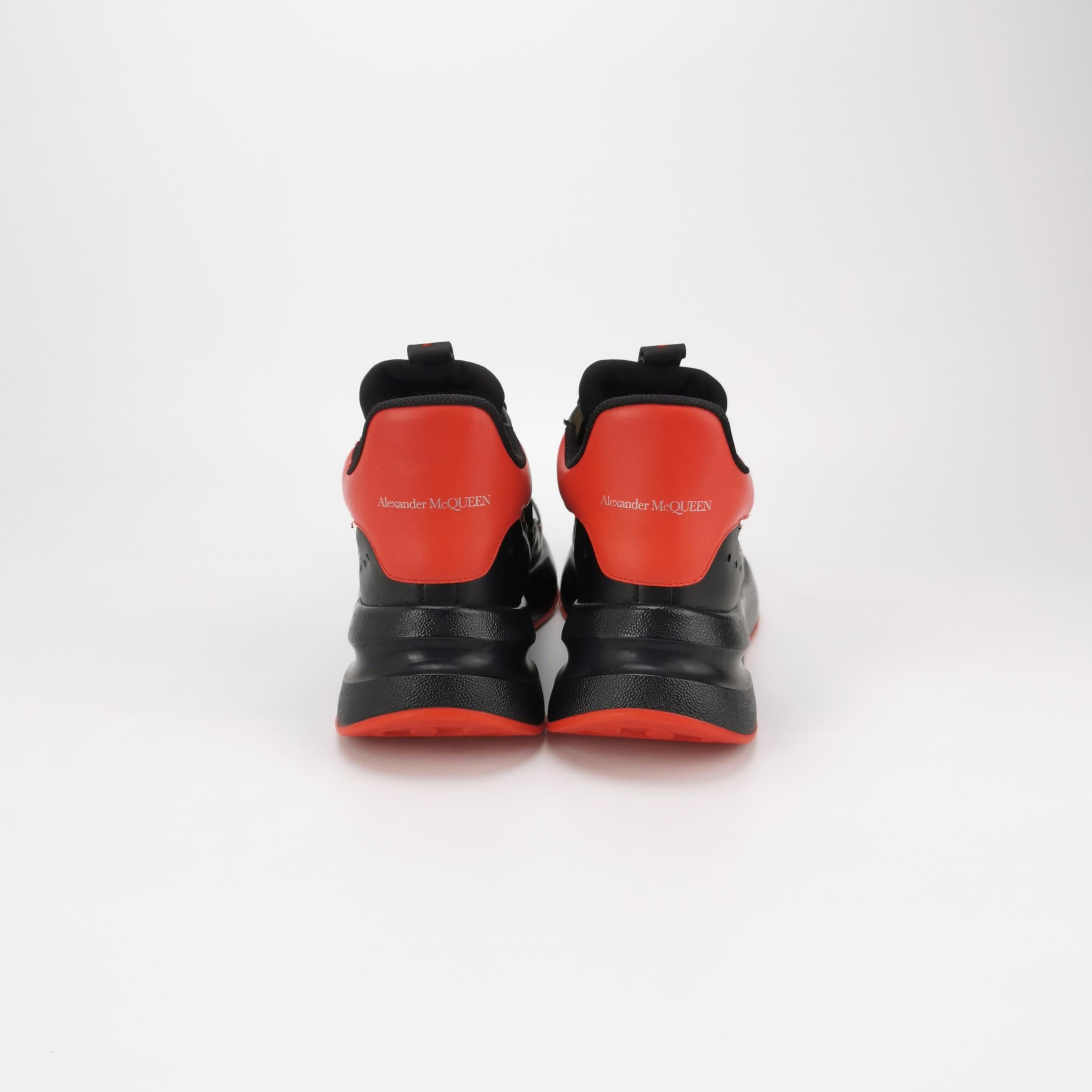 Alexander McQueen Alexander McQueen Oversized Runner Sneakers EU 41 Size US 8 / EU 41 - 5 Thumbnail