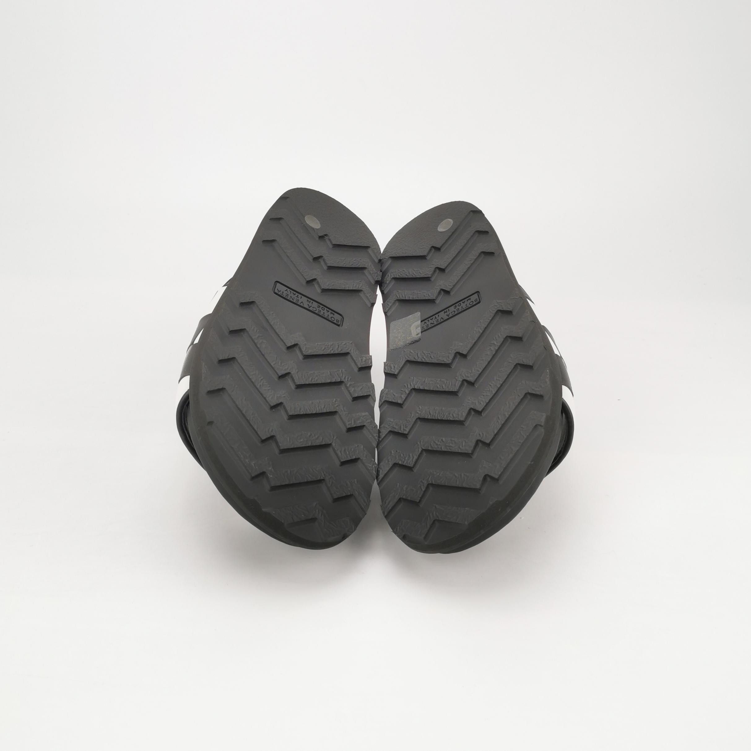 Bottega Veneta Bottega Veneta Checkerboard Leather Sandals Size 40 Size US 7 / EU 40 - 6 Thumbnail
