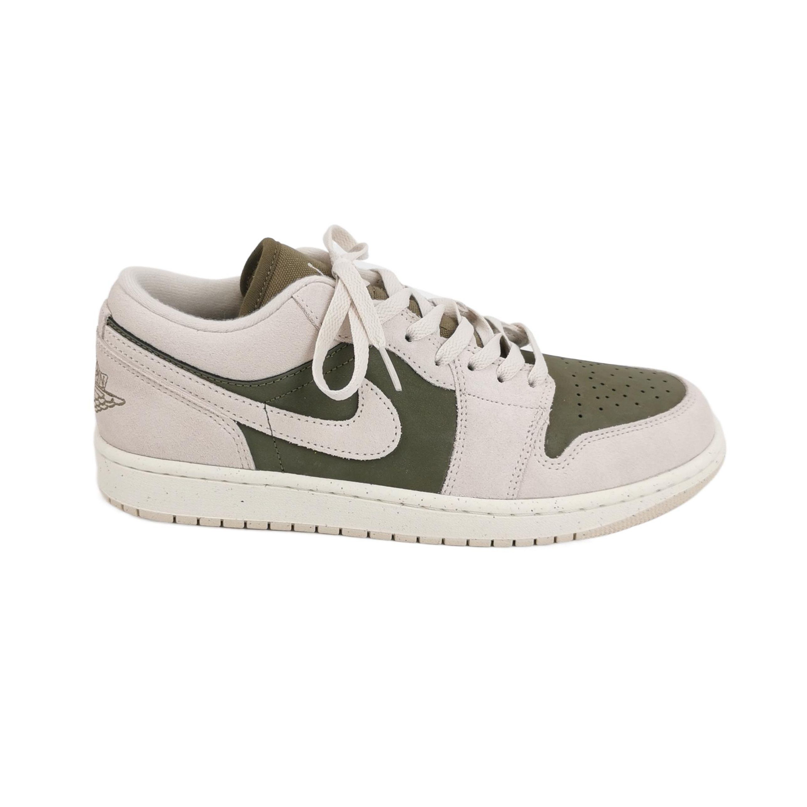 Jordan Brand Jordan Brand Olive Suede AJ1 Low US 10 Size US 10 / EU 43 - 2 Thumbnail