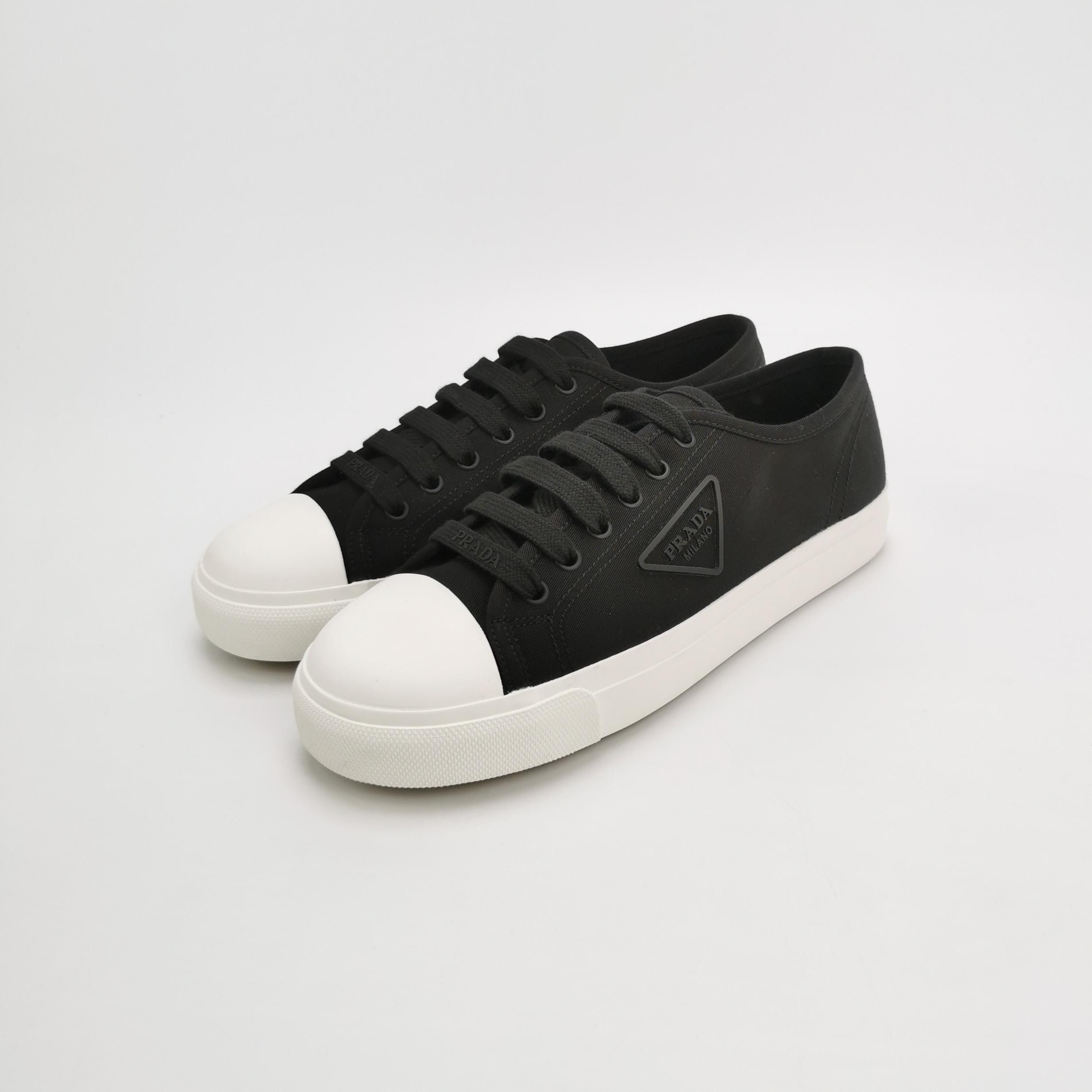 Prada Prada Triangle Logo Canvas Low-Top Sneakers 41 Size US 8 / EU 41 - 3 Thumbnail