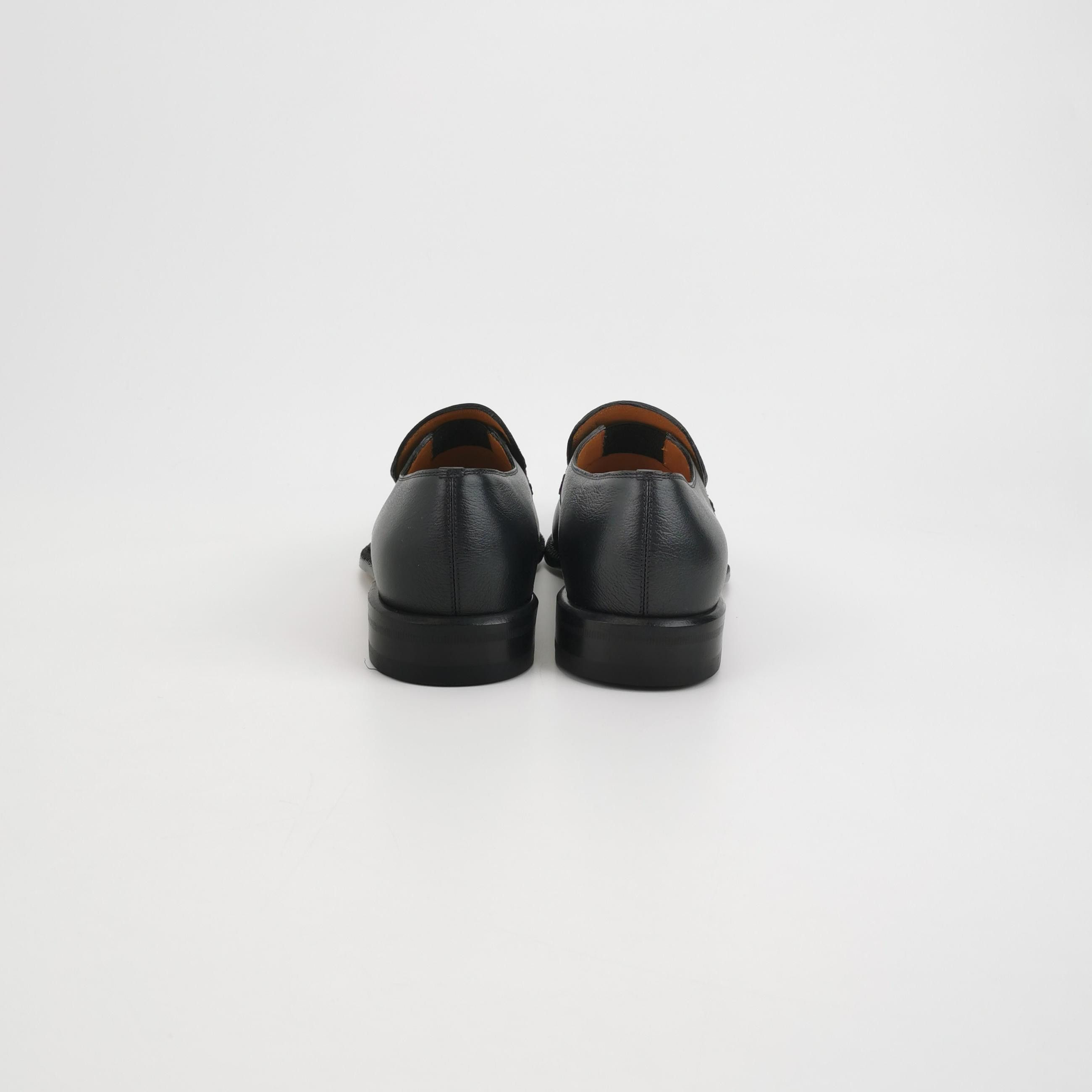 Gucci Gucci Interlocking G Leather Loafers 39.5 Size US 6 / EU 39 - 5 Thumbnail