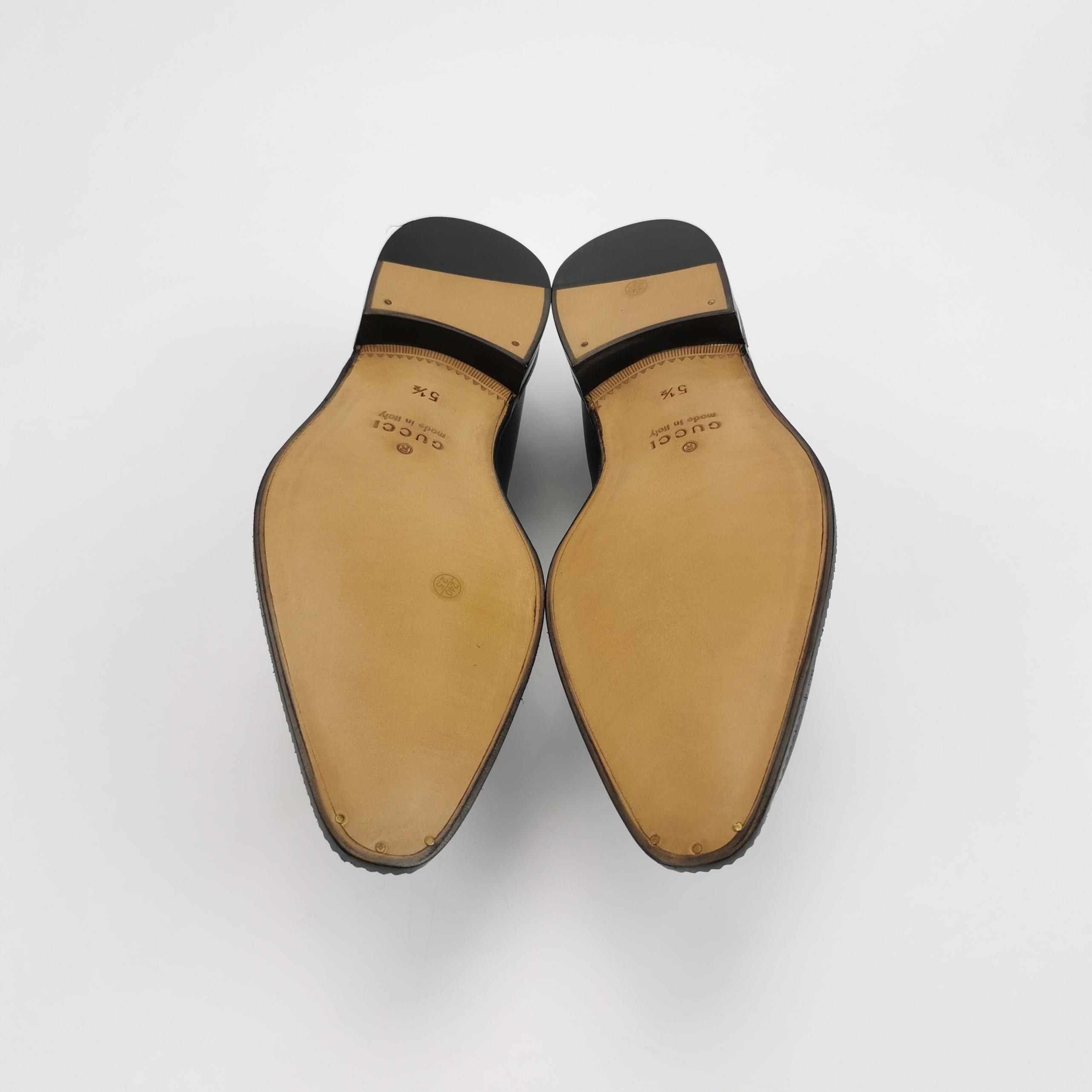 Gucci Gucci Interlocking G Leather Loafers 39.5 Size US 6 / EU 39 - 6 Thumbnail