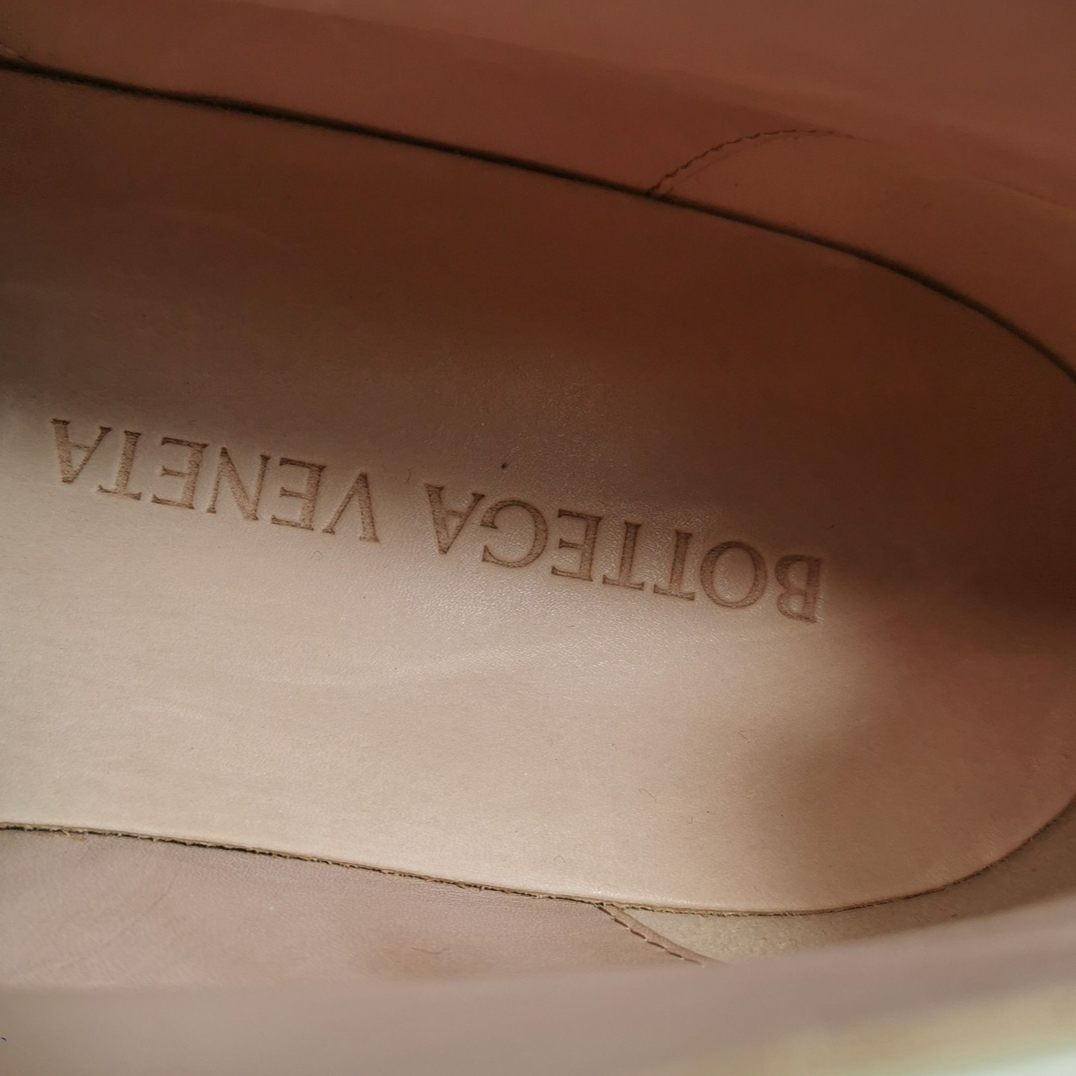 Bottega Veneta Bottega Veneta Lug Sole Leather Shoes Size 39 Size US 6 / EU 39 - 11 Thumbnail