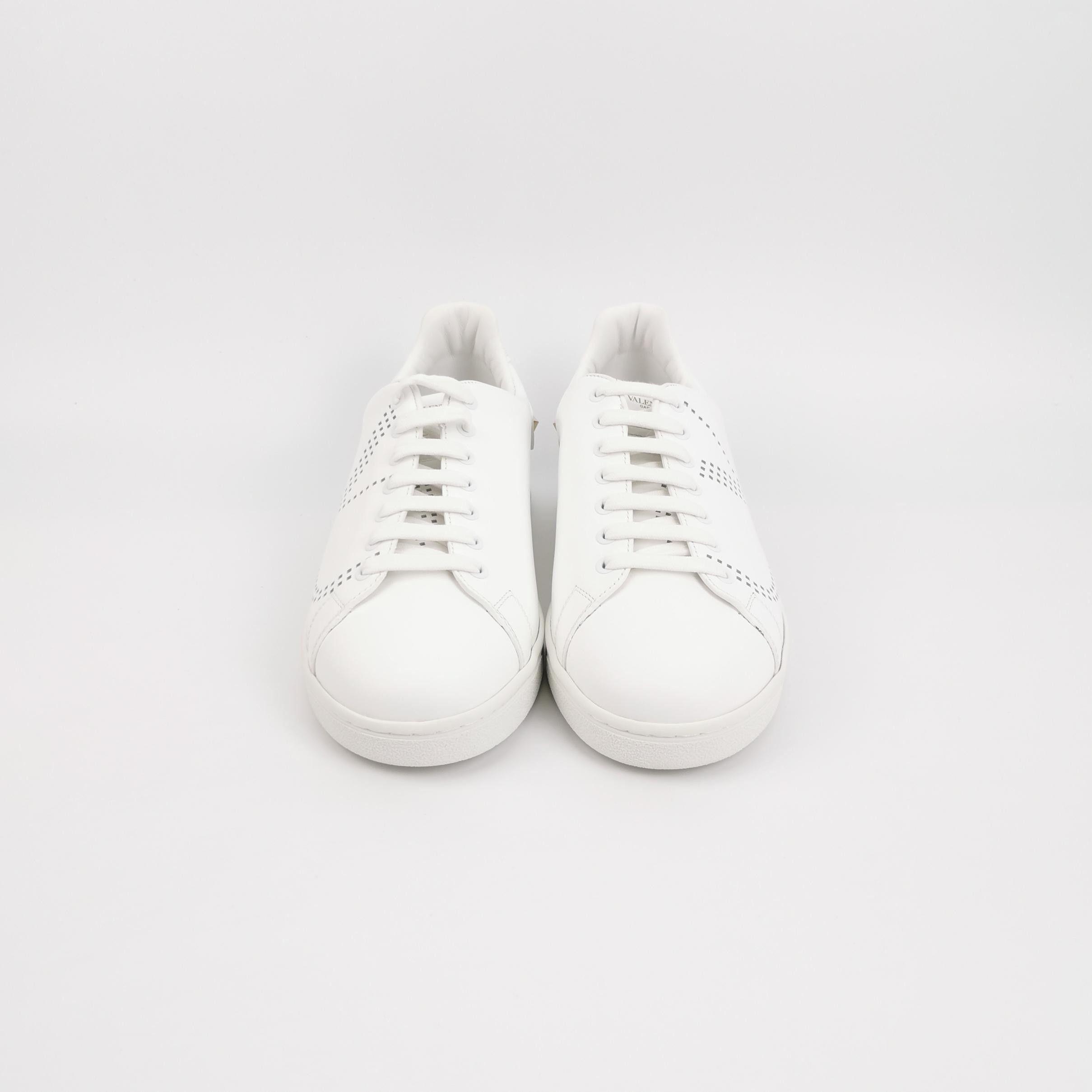 Valentino Valentino Backnet Studded Leather Sneakers 41 Size US 8 / EU 41 - 4 Thumbnail