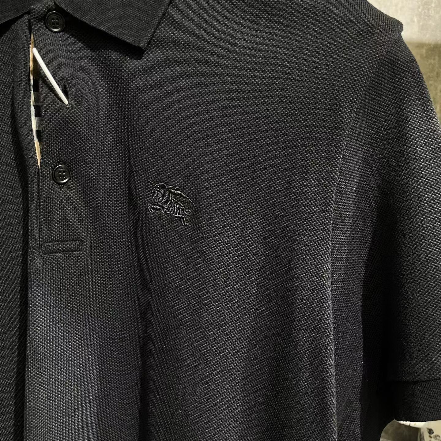 Burberry Burberry Embroidered Plaid Polo xl Men Size US XL / EU 56 / 4 - 4 Thumbnail