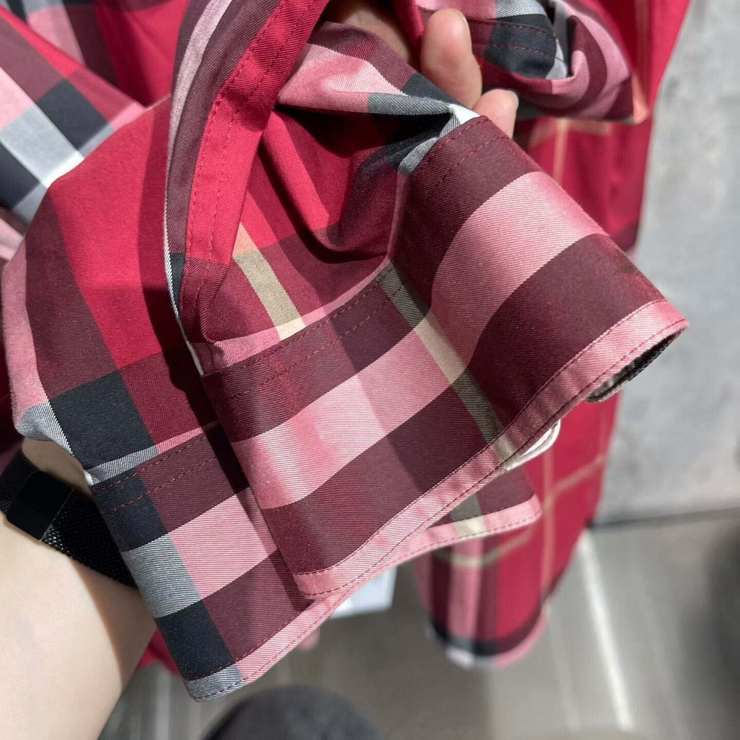 Burberry Burberry Plaid Red Shirt xl Men Size US XL / EU 56 / 4 - 5 Thumbnail