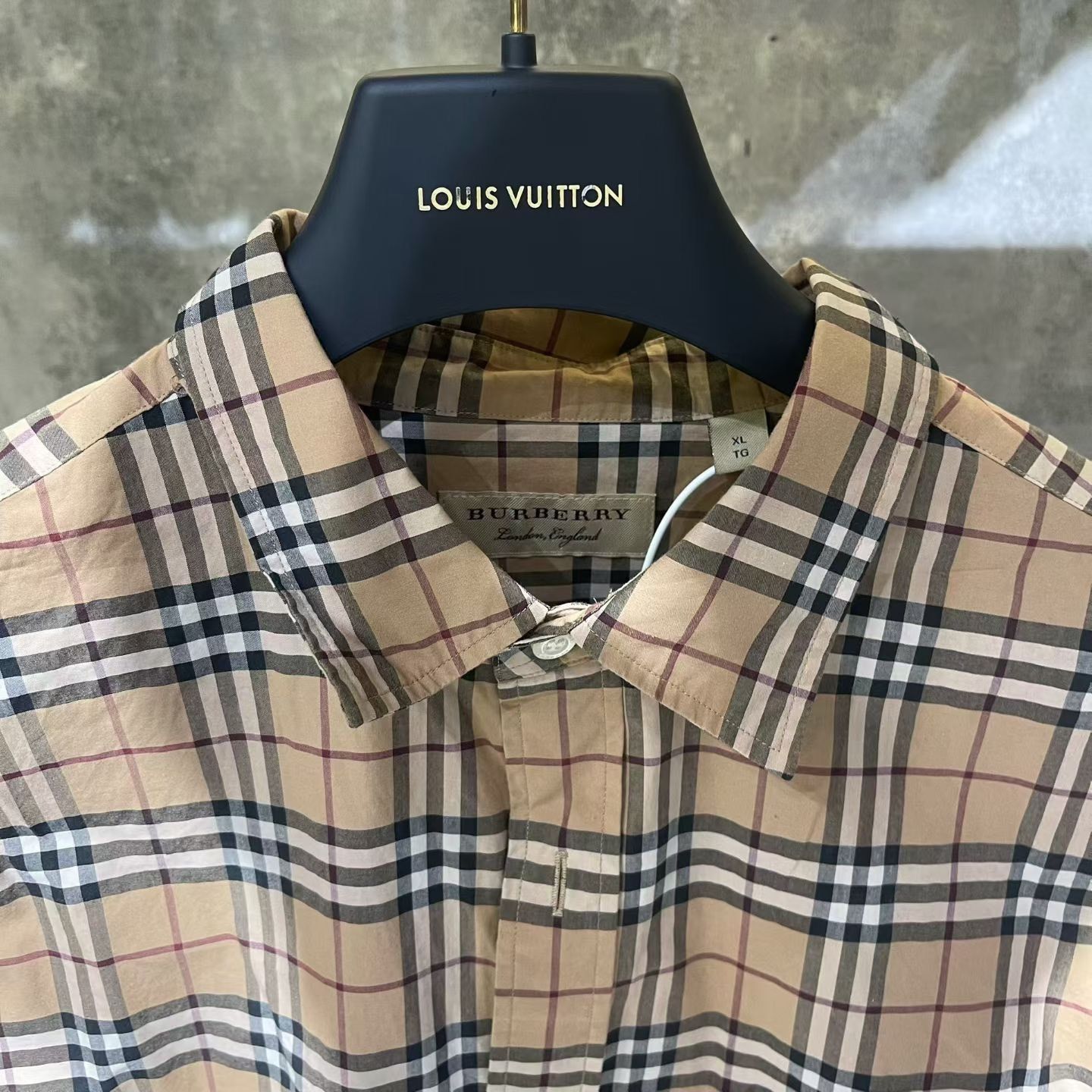 Burberry Burberry Plaid Shirt xl Men Size US XL / EU 56 / 4 - 3 Thumbnail