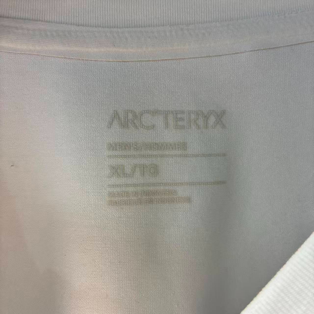 Arc'teryx Arc'teryx Casual White T-Shirt xl Men Size US XL / EU 56 / 4 - 4 Thumbnail