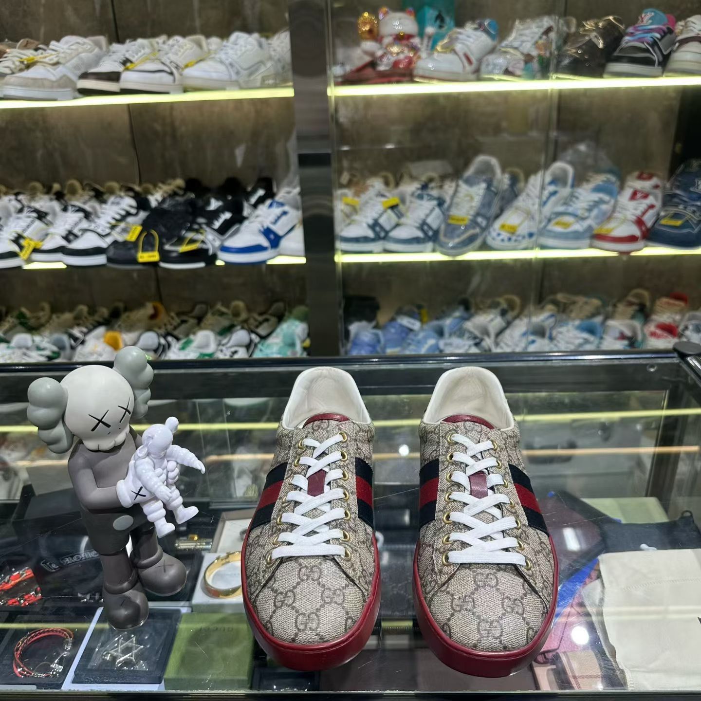 Gucci Gucci Orange Lowtop Sneakers 7 Men Size US 7 / EU 40 - 2 Thumbnail