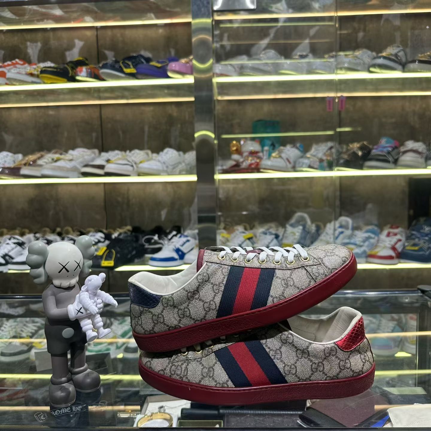 Gucci Gucci Orange Lowtop Sneakers 7 Men Size US 7 / EU 40 - 4 Thumbnail