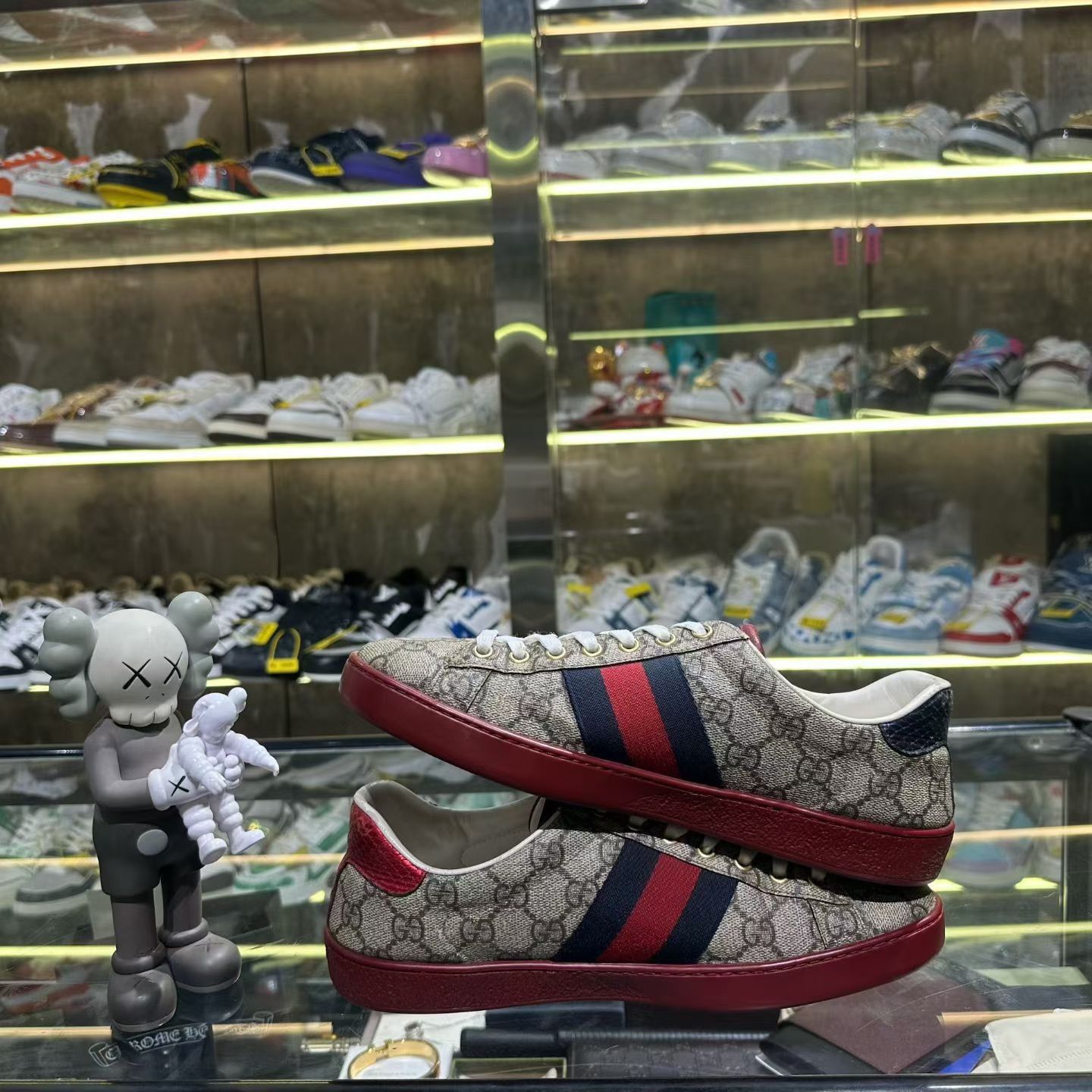 Gucci Gucci Orange Lowtop Sneakers 7 Men Size US 7 / EU 40 - 5 Thumbnail