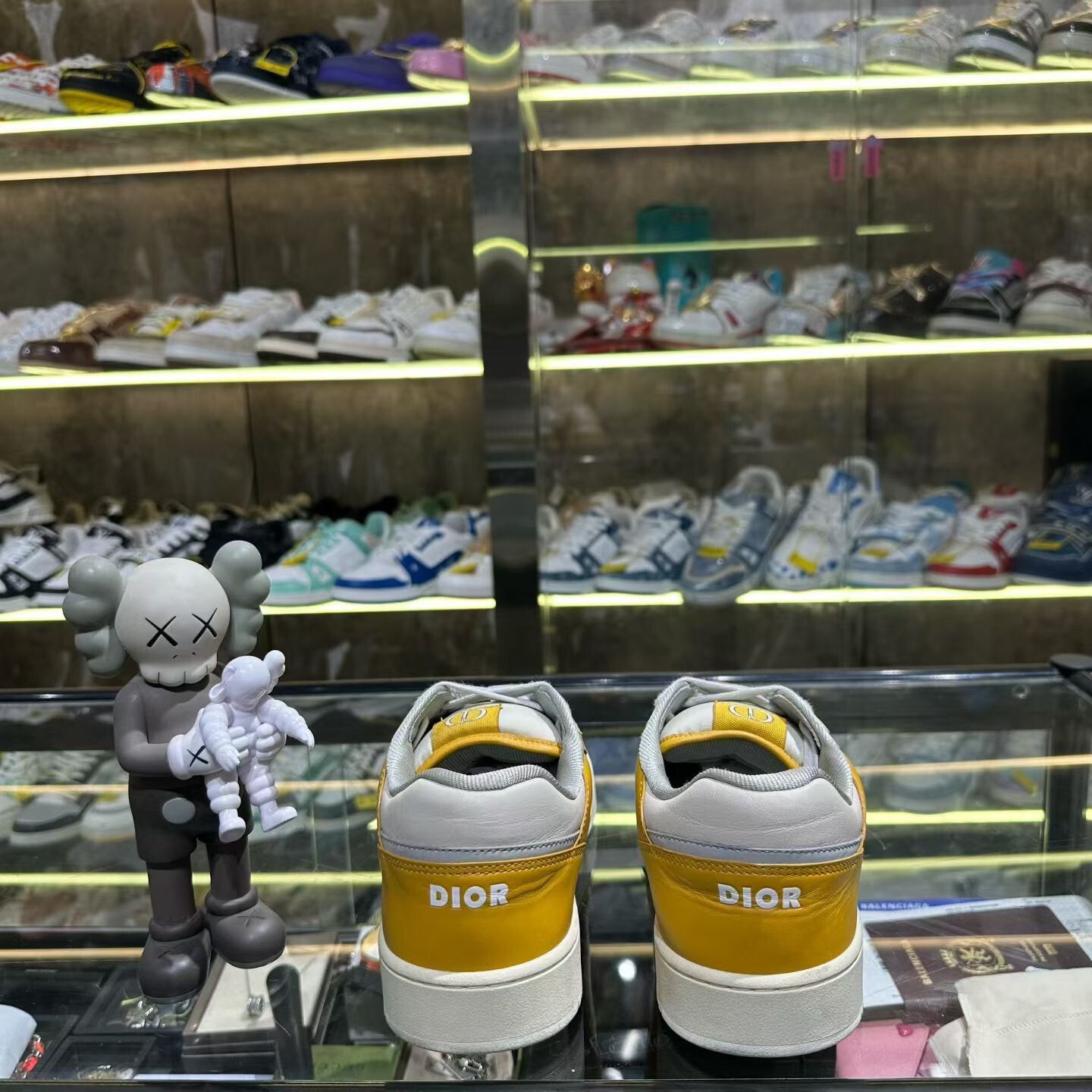 Dior Dior Printed Yellow Lowtop Sneakers it_42 Women Size US 12 / IT 42 - 3 Thumbnail