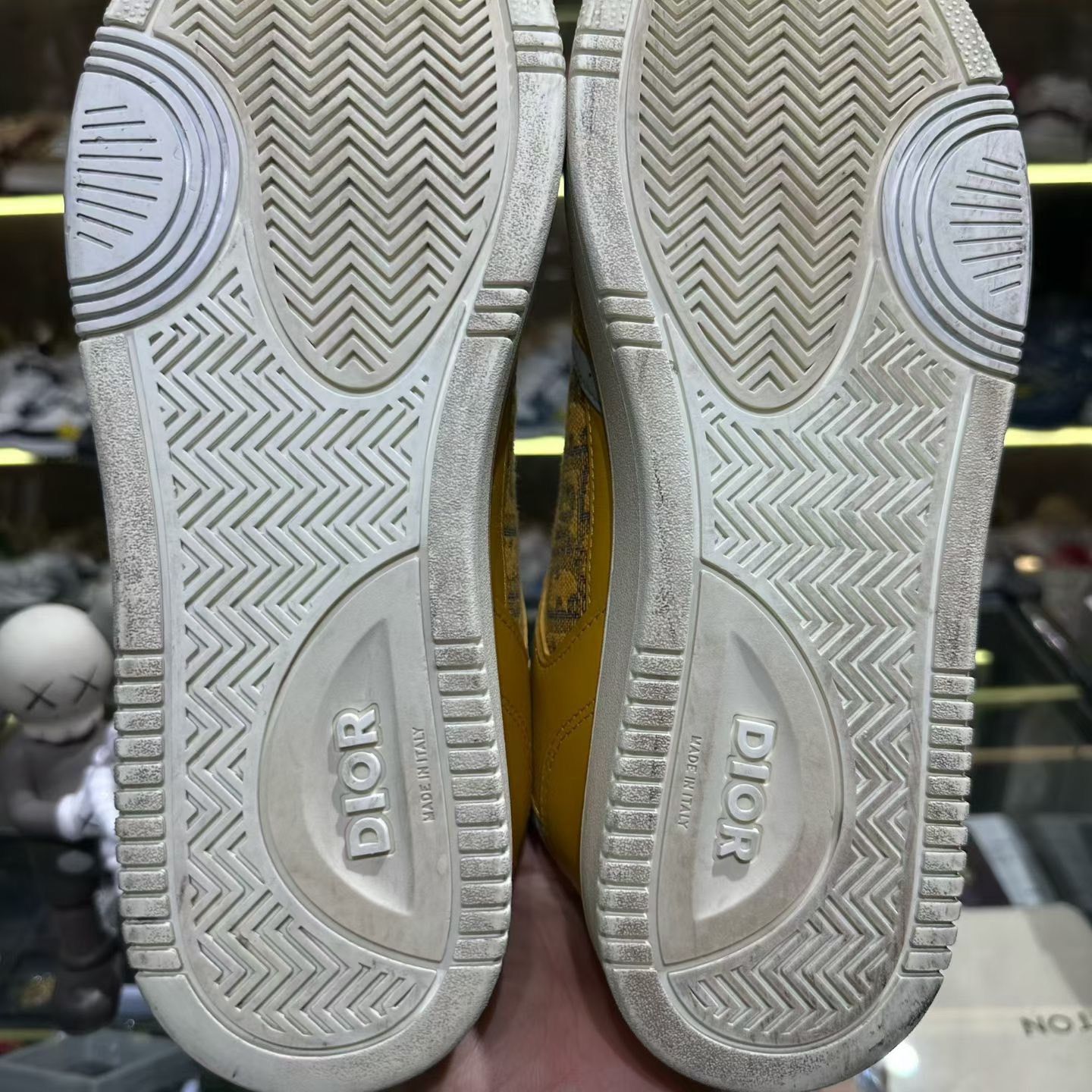 Dior Dior Printed Yellow Lowtop Sneakers it_42 Women Size US 12 / IT 42 - 8 Thumbnail