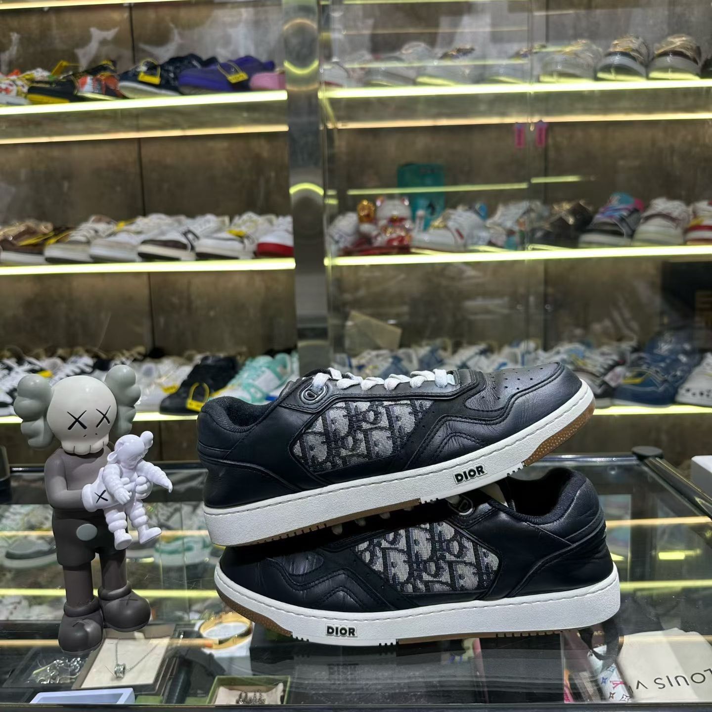 Dior Dior Printed Black Lowtop Sneakers us_12 Women Size US 12 / IT 42 - 5 Thumbnail