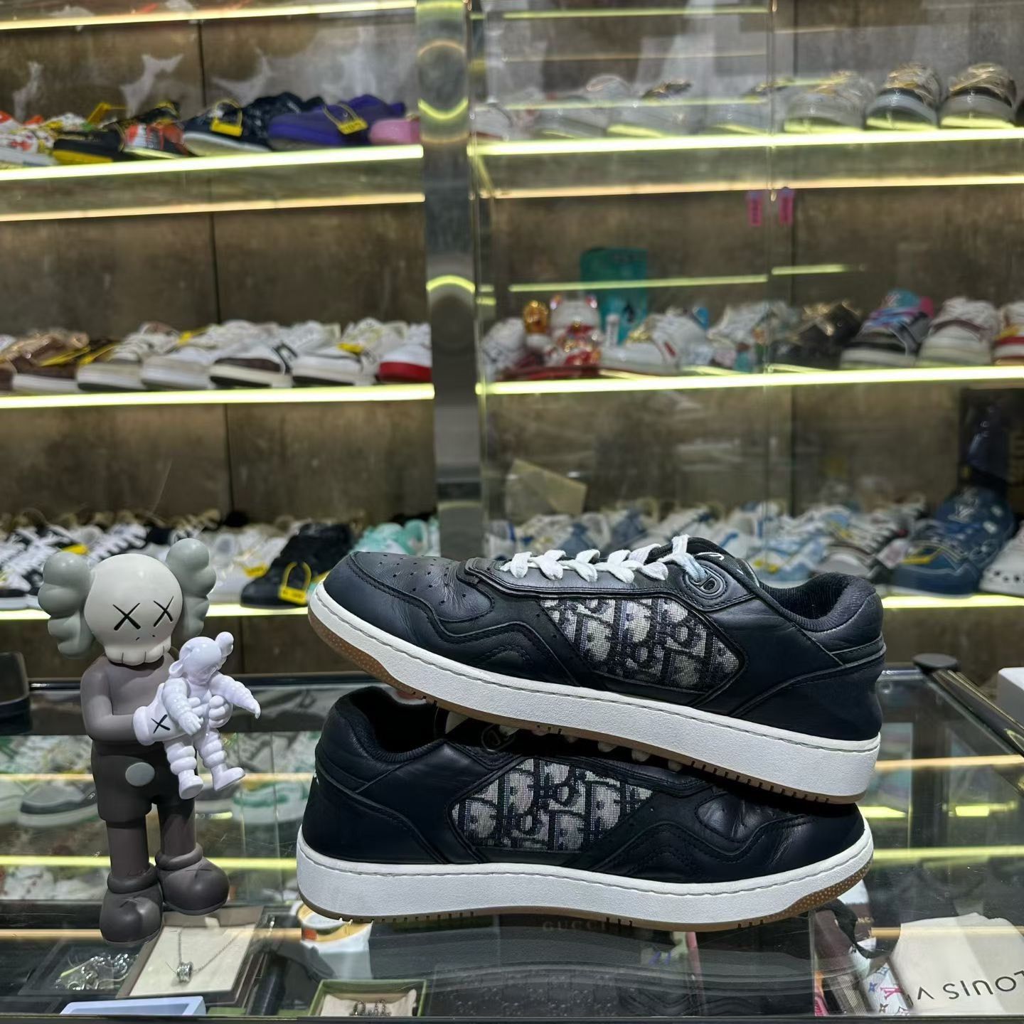 Dior Dior Printed Black Lowtop Sneakers us_12 Women Size US 12 / IT 42 - 4 Thumbnail