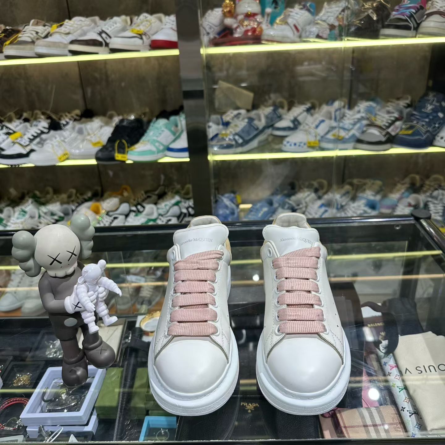 Alexander McQueen Alexander McQueen Multi Lowtop Sneakers us_8-5 Women Size US 8.5 / IT 38.5 - 2 Thumbnail