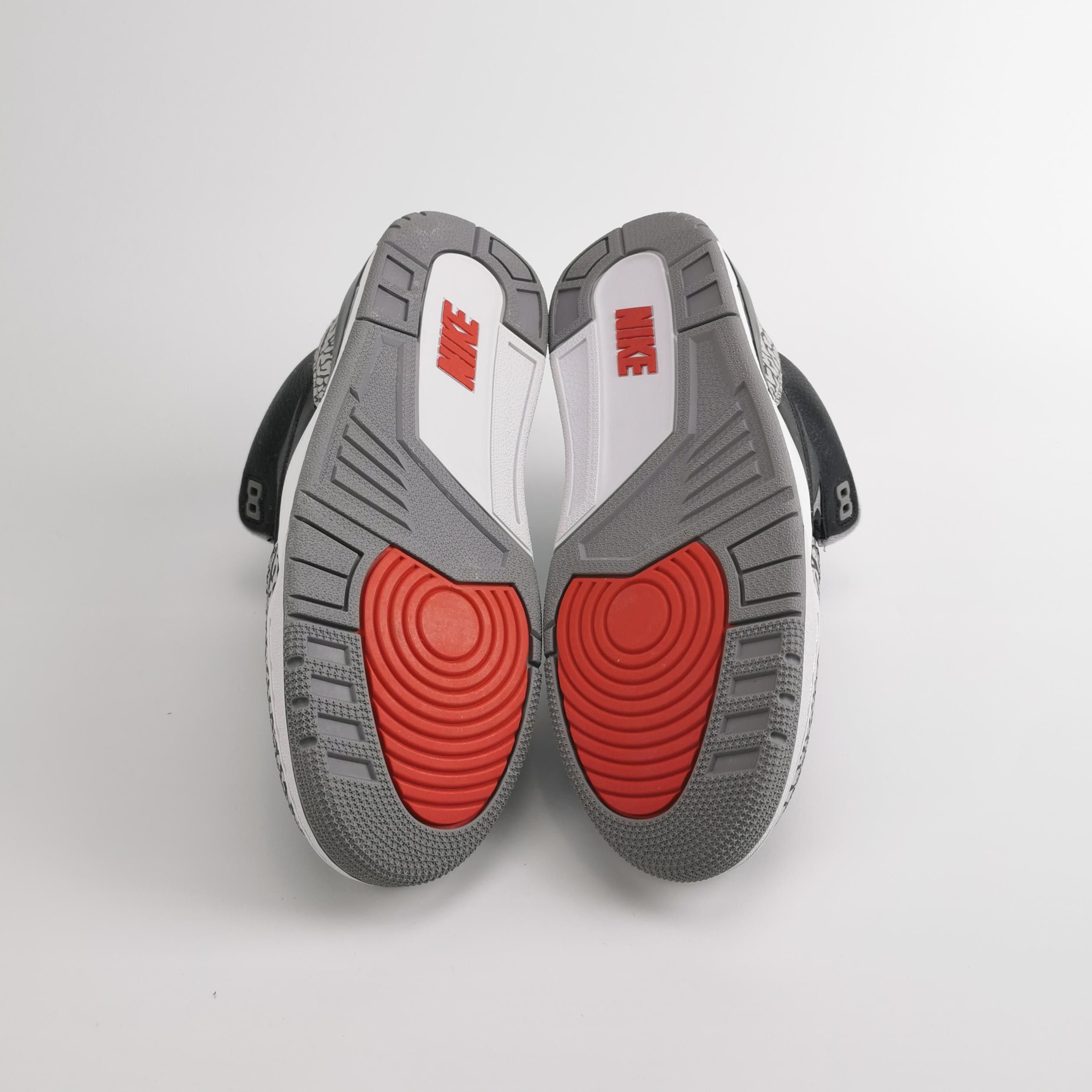 Jordan Brand Jordan Brand Black Cement Air Jordan 3 Sneakers 44 Size US 11 / EU 44 - 6 Thumbnail