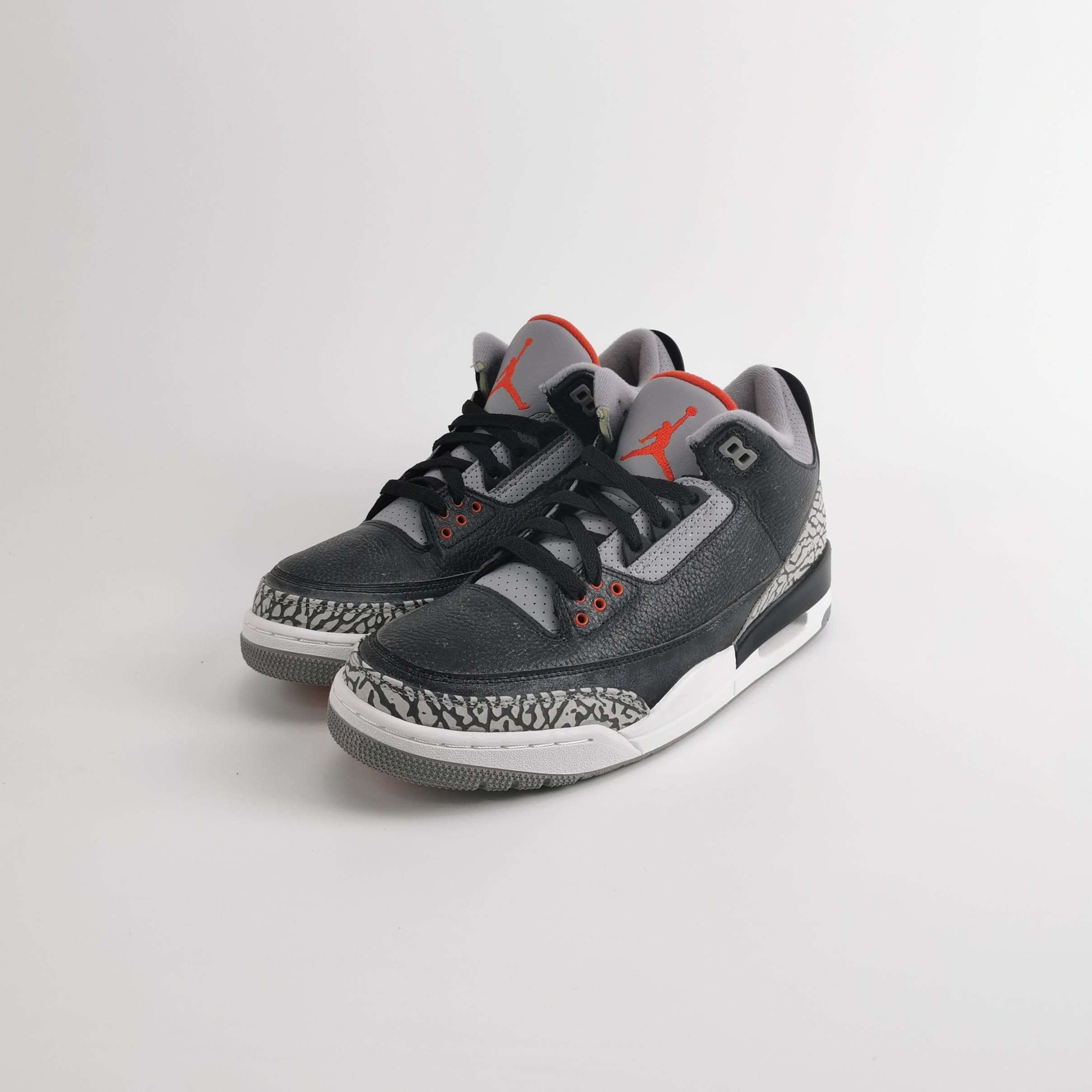 Jordan Brand Jordan Brand Black Cement Air Jordan 3 Sneakers 44 Size US 11 / EU 44 - 3 Thumbnail