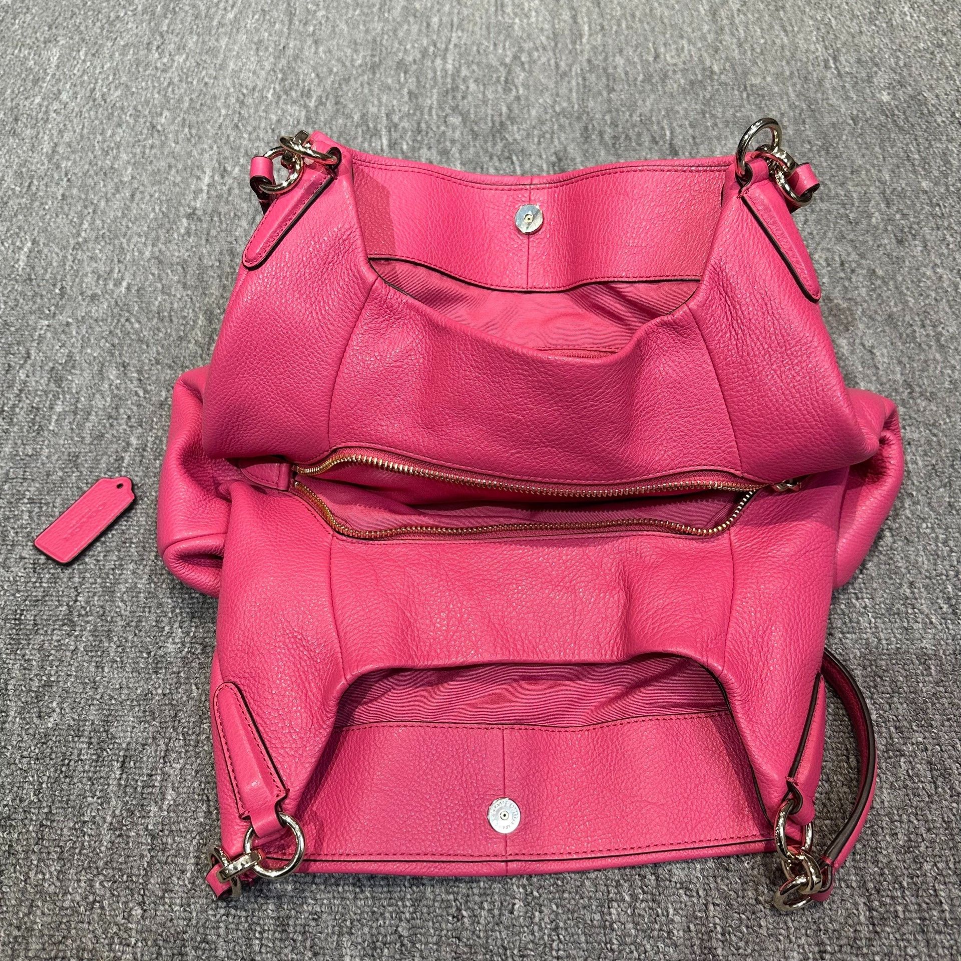 Coach Coach Red Shoulder Bag OS Women Size ONE SIZE - 5 Thumbnail