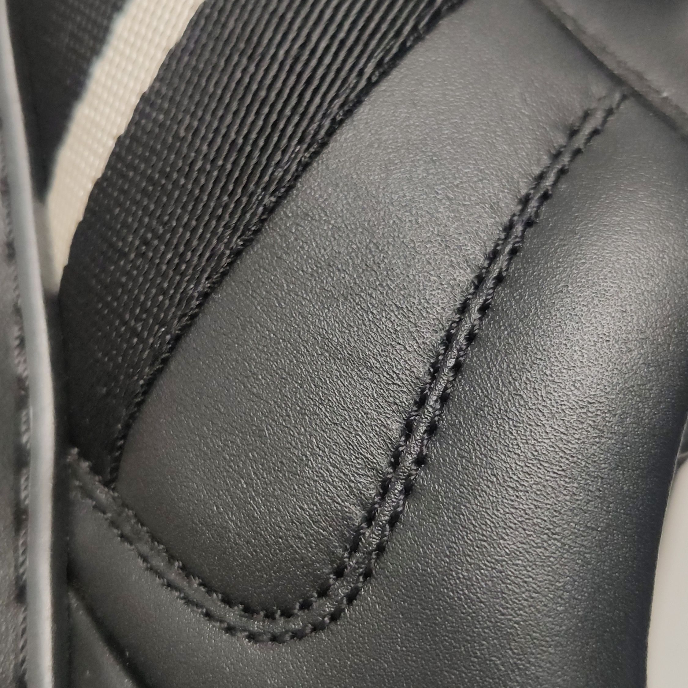 Bally Bally Striped Leather Low-Top Sneakers 42 Size US 9 / EU 42 - 8 Thumbnail